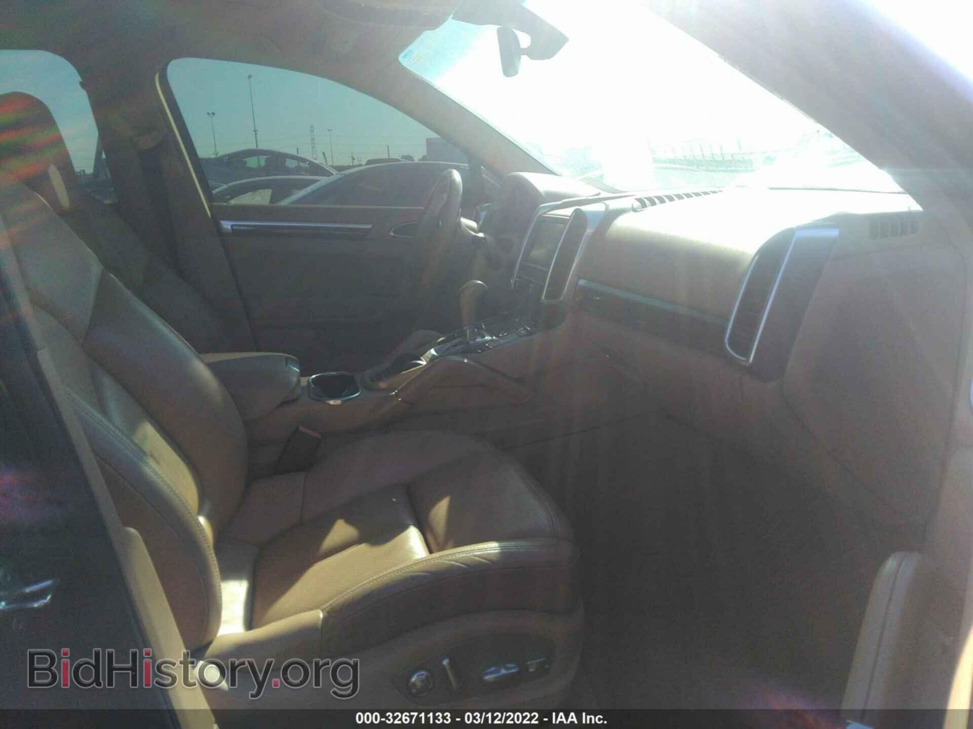2011 PORSCHE CAYENNE - VIN: WP1AE2A25BLA92921 - Фото 5
