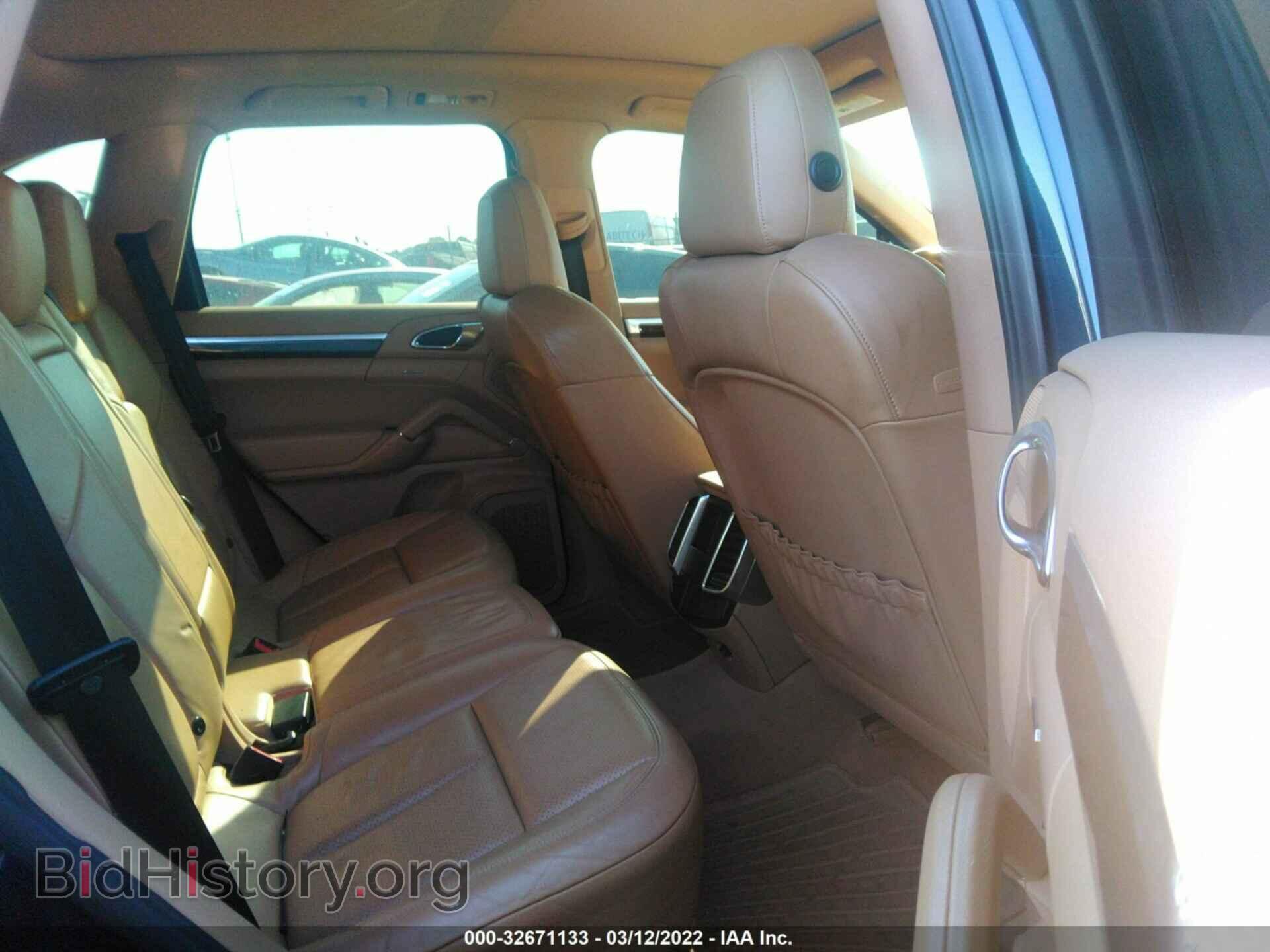 2011 PORSCHE CAYENNE - VIN: WP1AE2A25BLA92921 - Фото 8