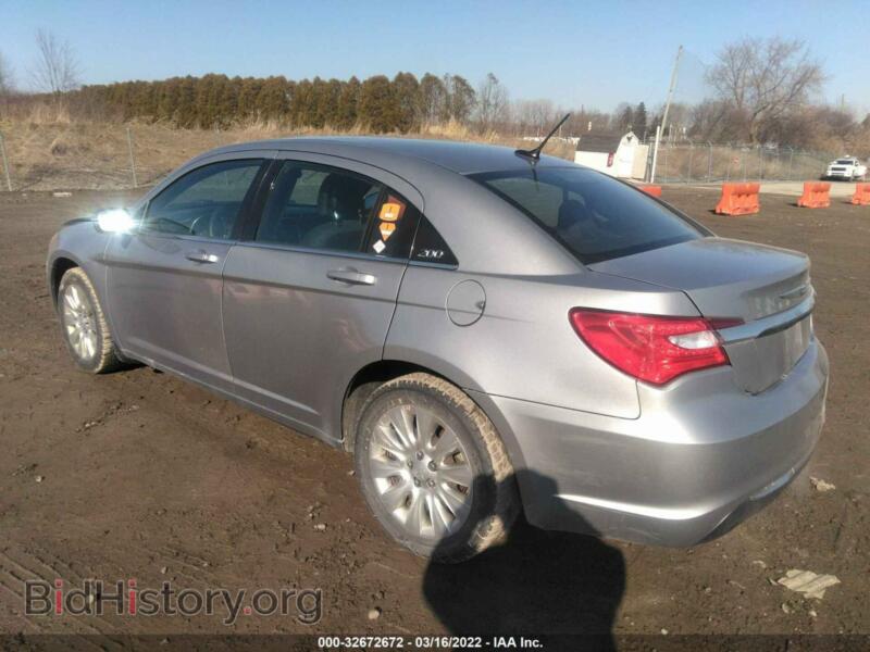2013 Chrysler 200 (VIN 1C3CCBAG3DN767785) — фото 3 из 11