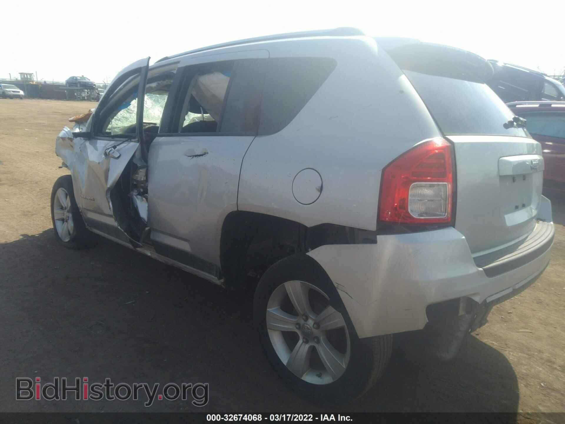 2011 JEEP COMPASS - VIN: 1J4NT1FA2BD245598 - Фото 3