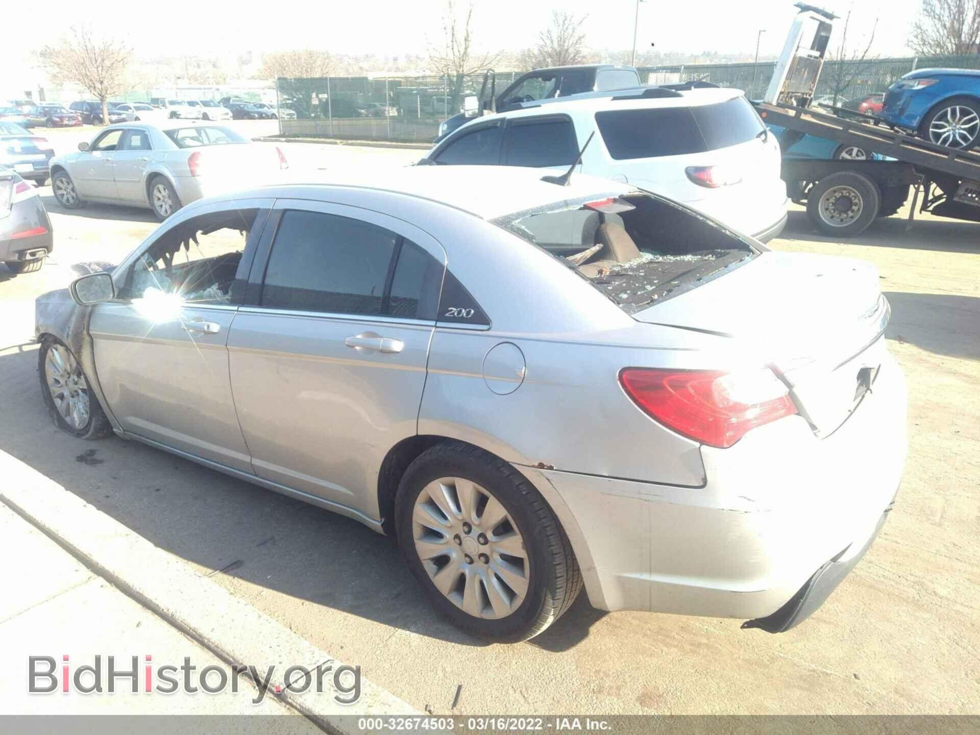 2012 CHRYSLER 200 - VIN: 1C3CCBAB4CN100856 - Фото 3