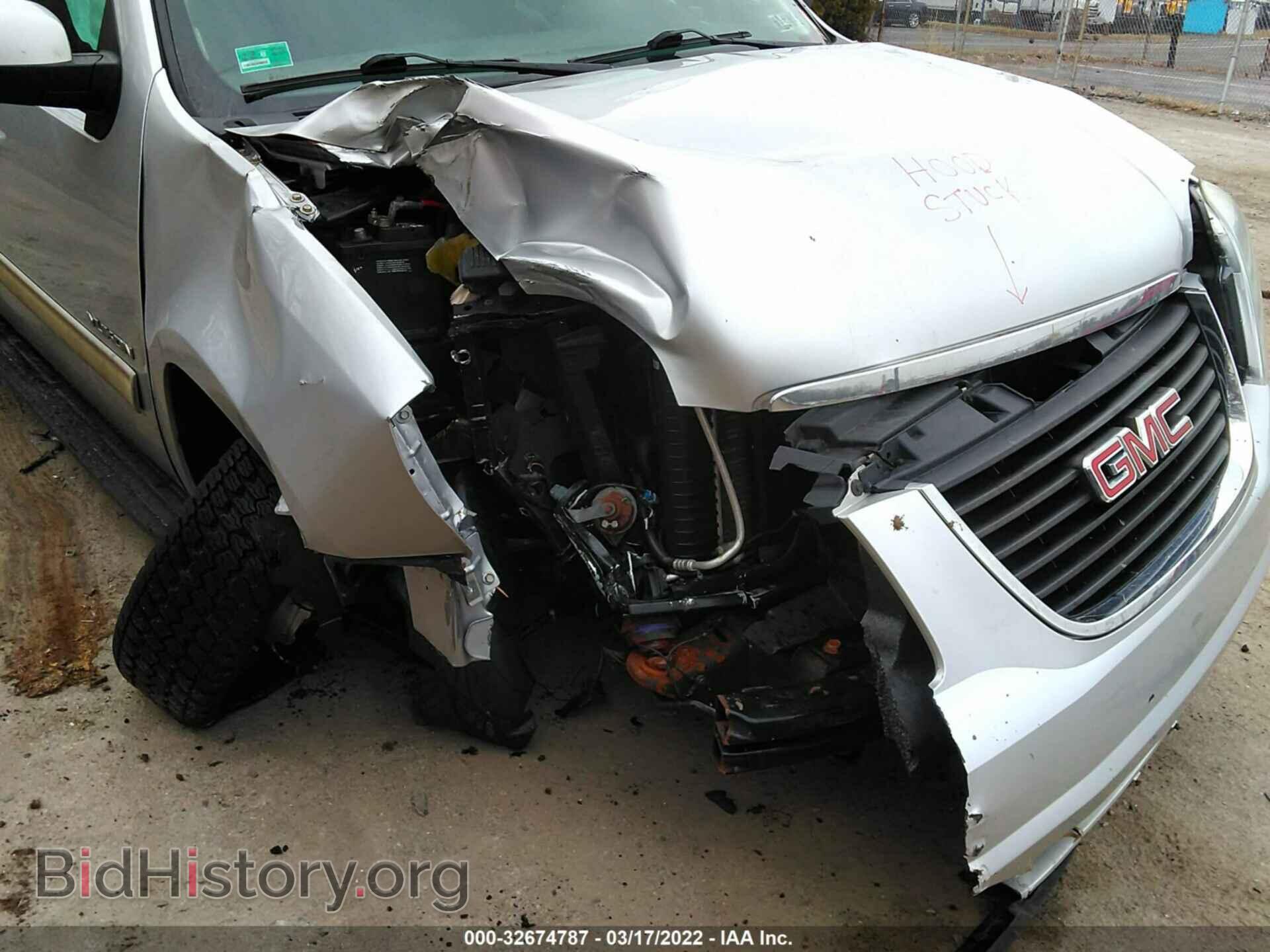 2011 GMC YUKON - VIN: 1GKS2AE02BR199587 - Фото 6