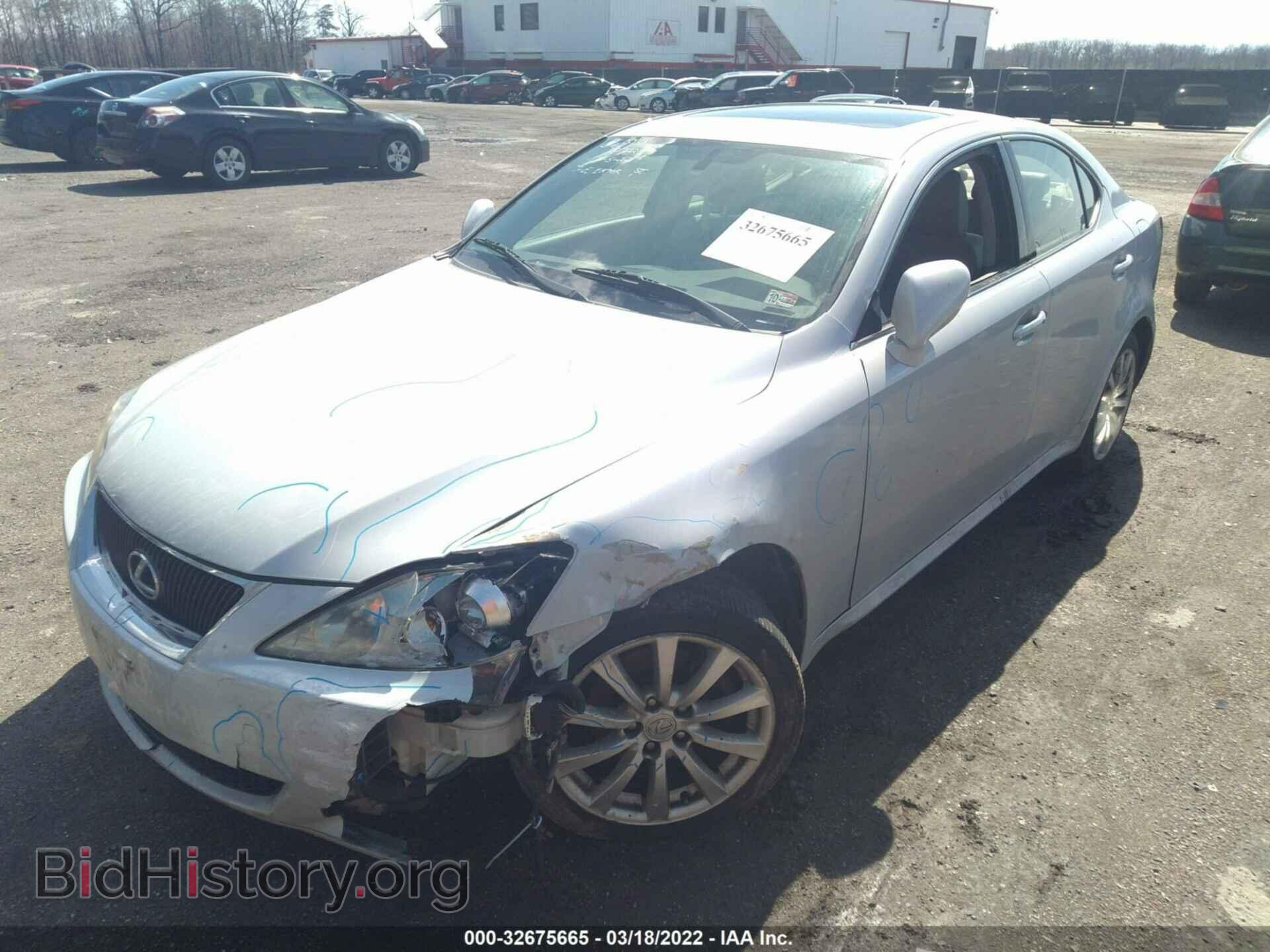 2008 LEXUS IS 250 - VIN: JTHCK262085025022 - Фото 2