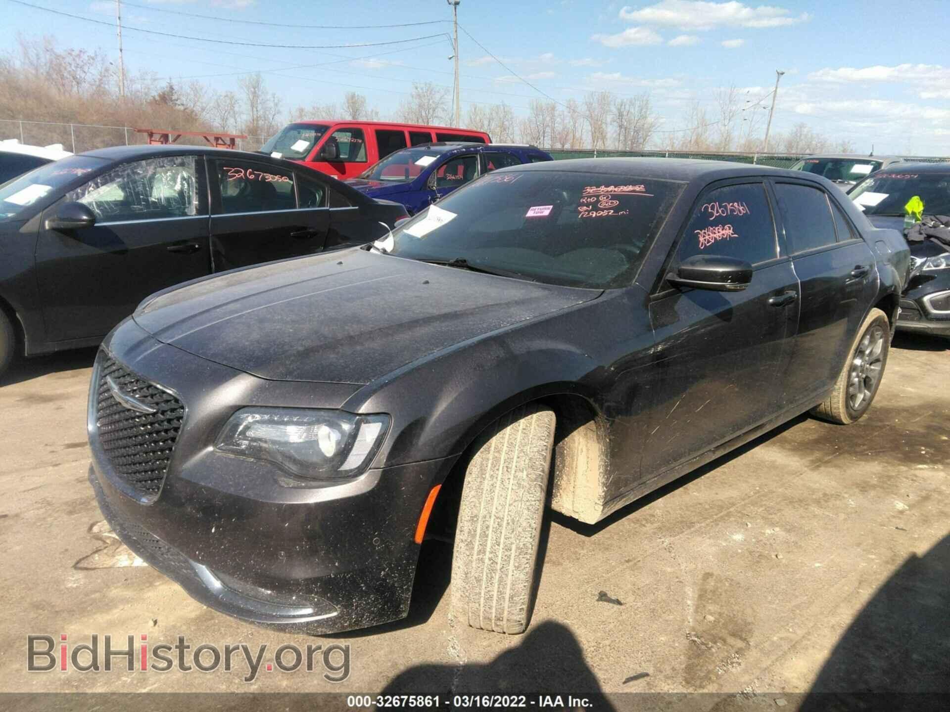2016 CHRYSLER 300 - VIN: 2C3CCAGG9GH244480 - Фото 2