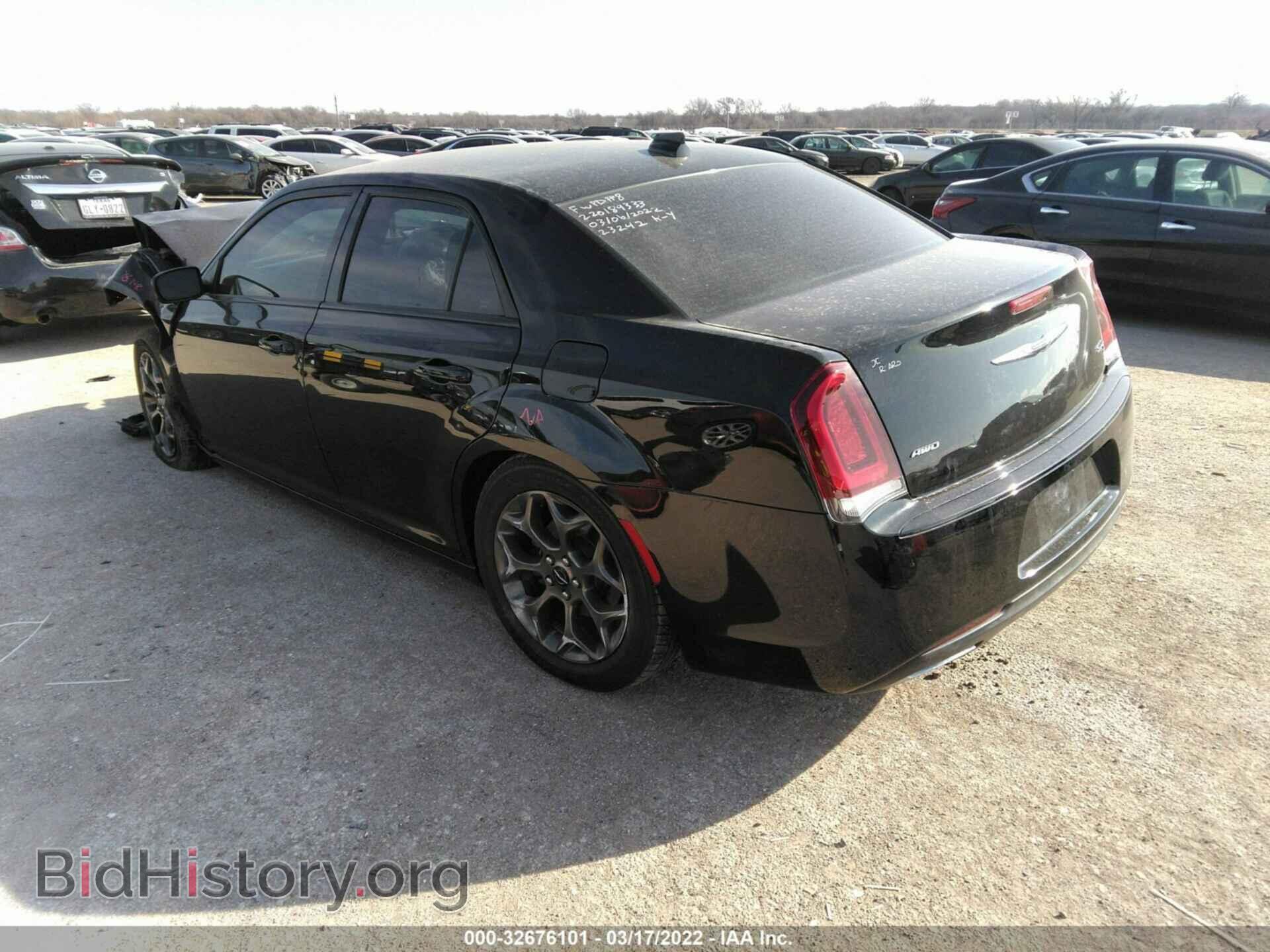 2017 CHRYSLER 300 - VIN: 2C3CCAGGXHH637700 - Фото 3