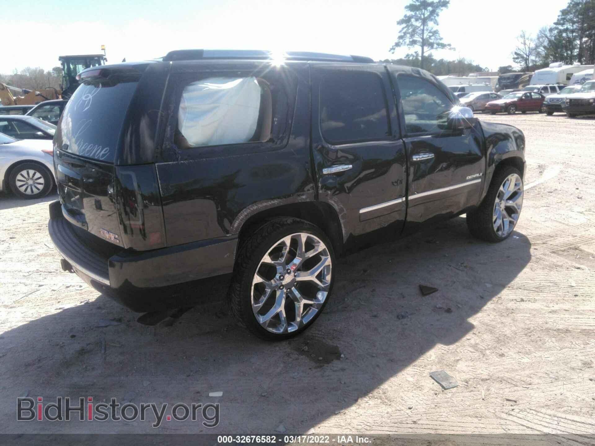 2012 GMC YUKON - VIN: 1GKS2EEF5CR279043 - Фото 4