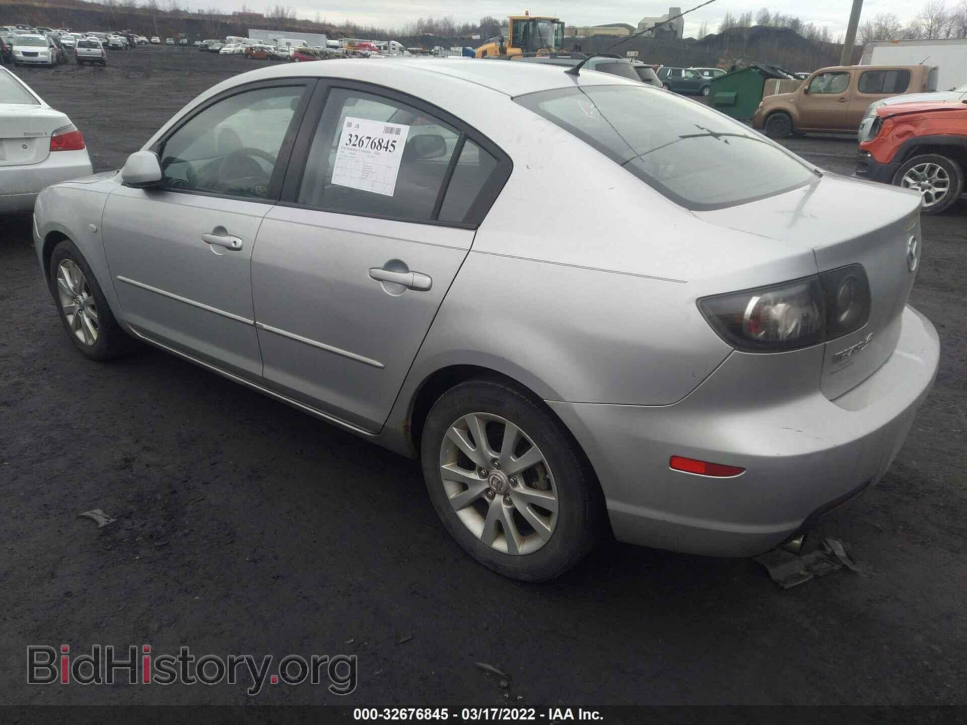 2008 MAZDA MAZDA3 - VIN: JM1BK12FX81794179 - Фото 3