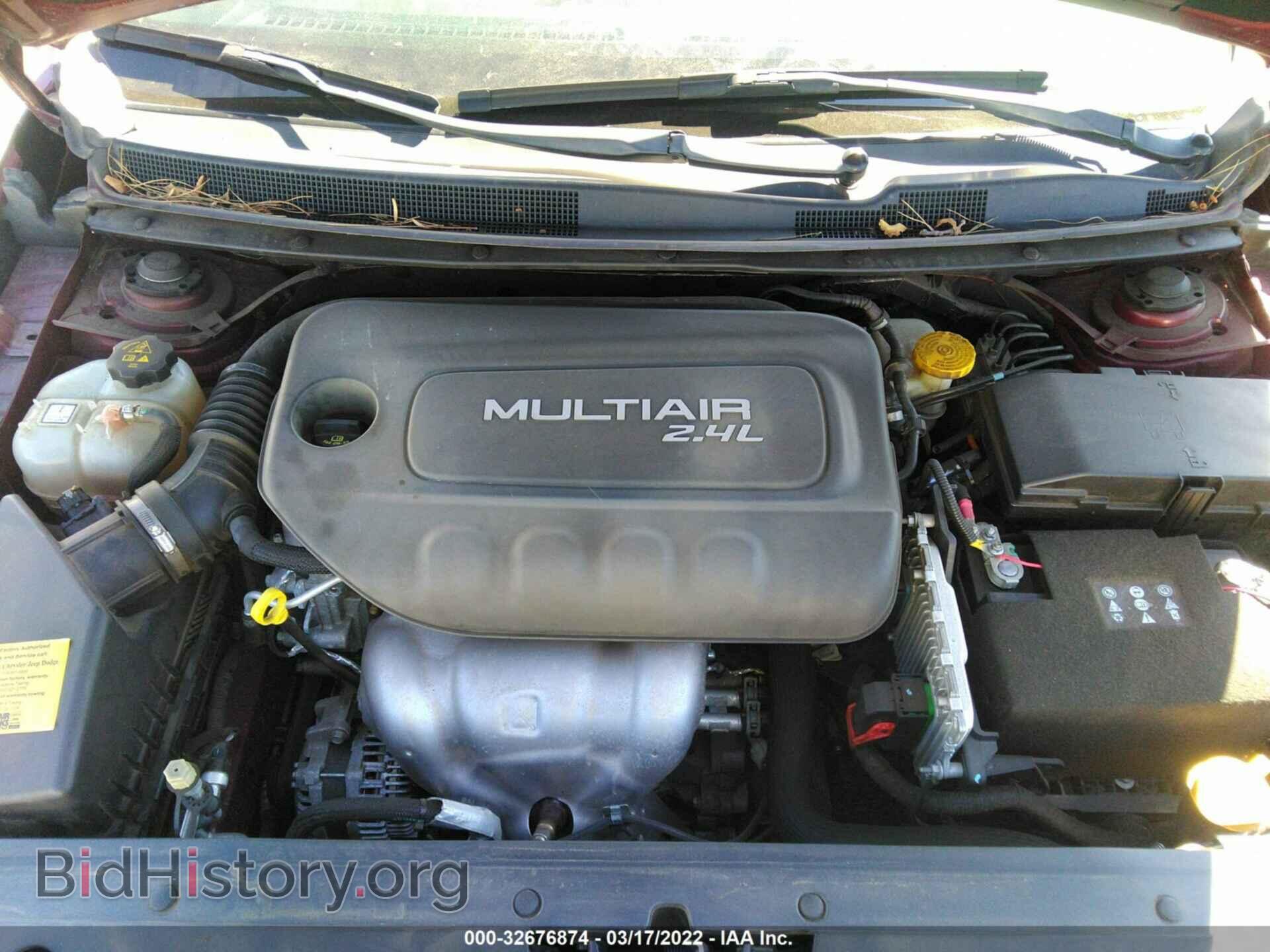 2015 CHRYSLER 200 - VIN: 1C3CCCAB5FN558707 - Фото 10