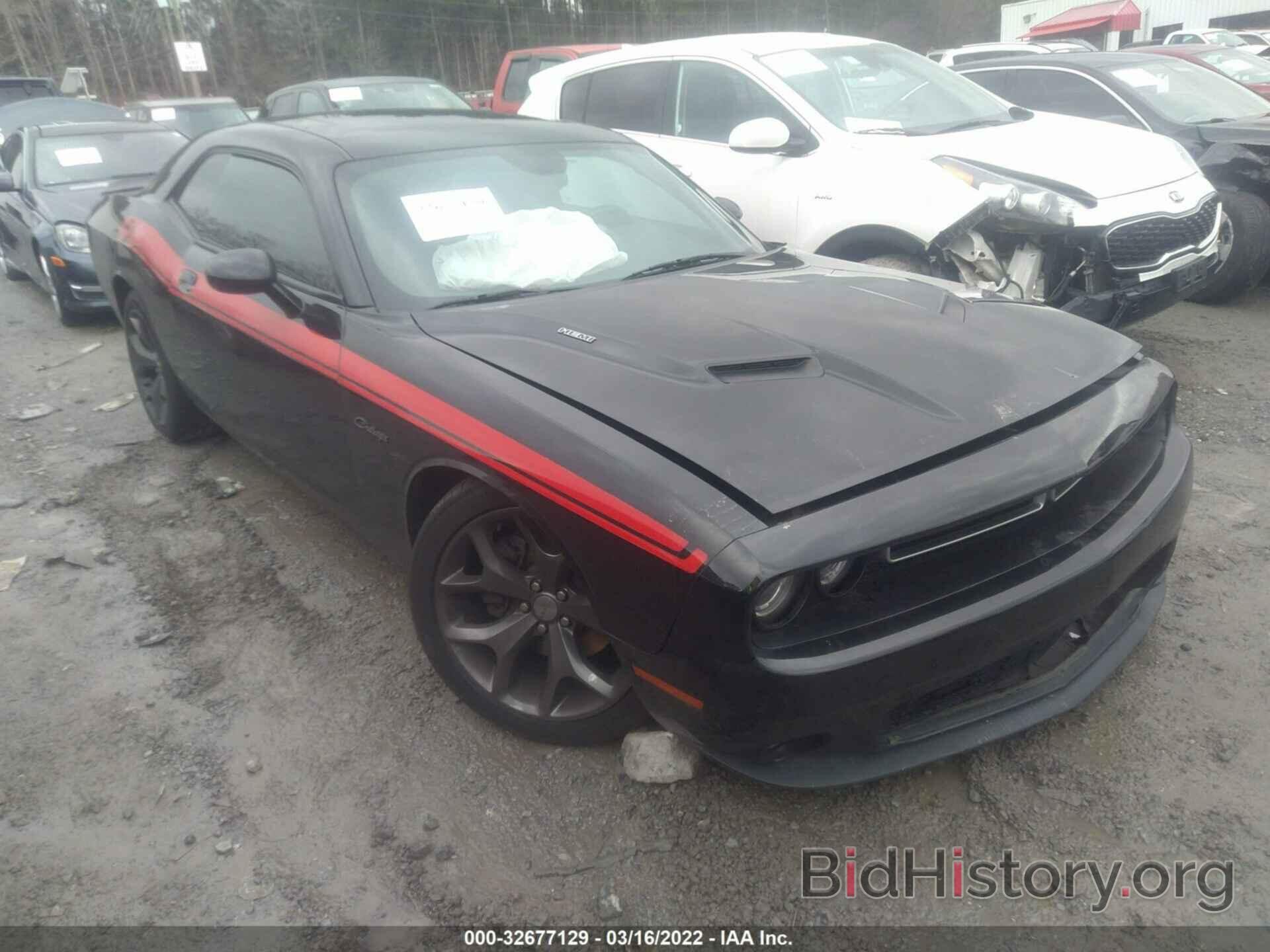 Photo 2C3CDZBT1FH839886 - DODGE CHALLENGER 2015