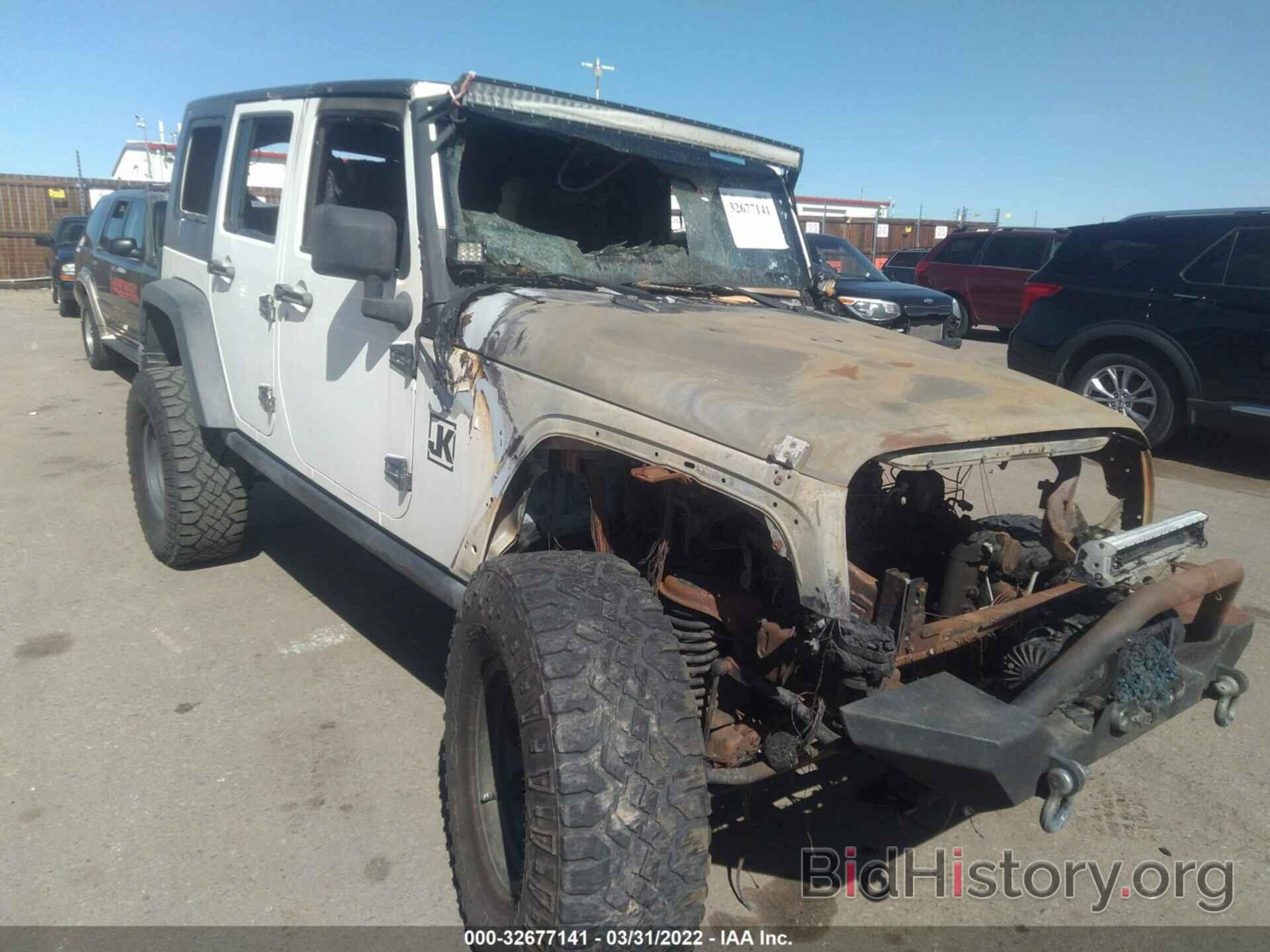 Photo 1J4GA39127L136450 - JEEP WRANGLER 2007