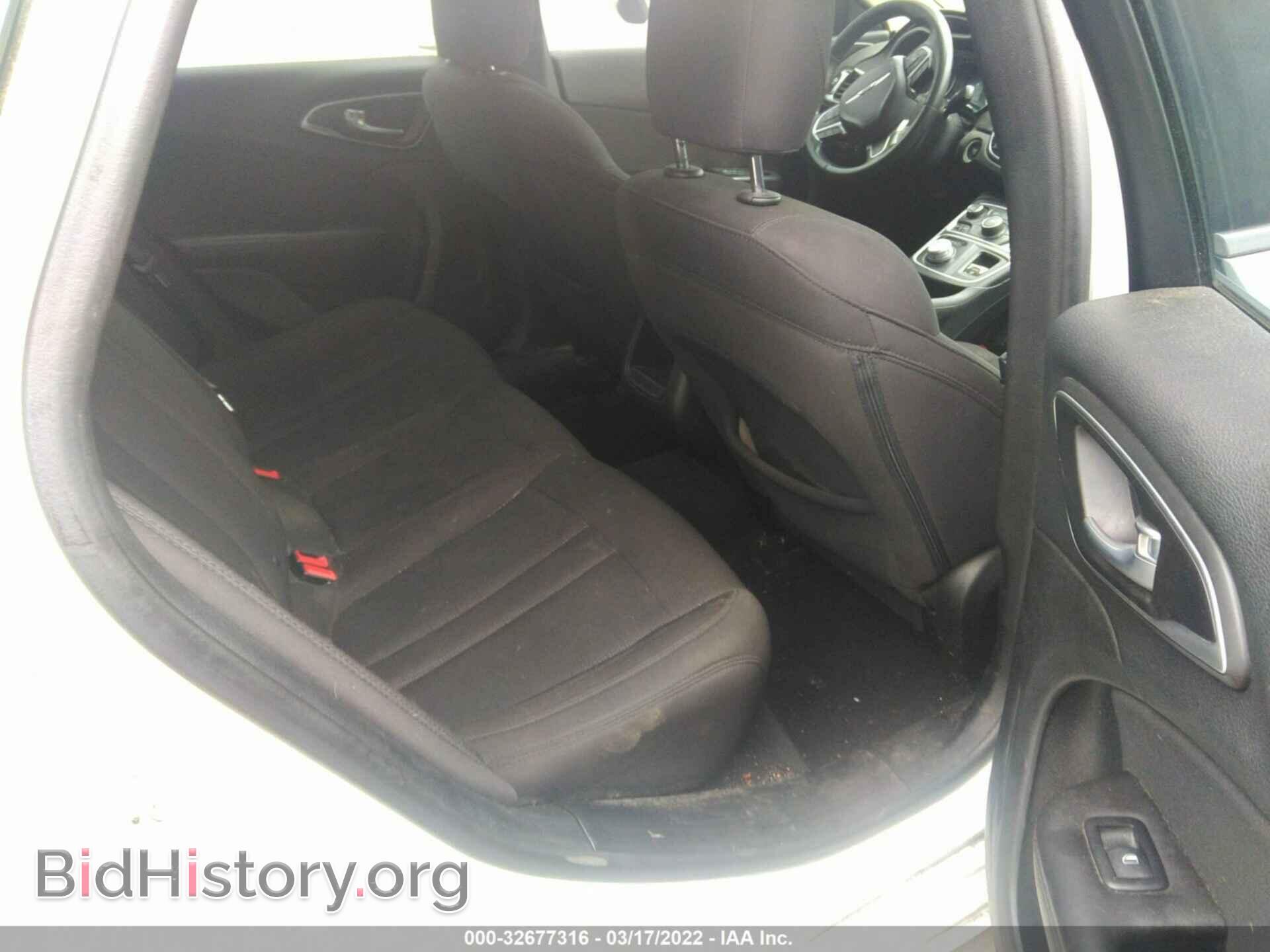 2015 CHRYSLER 200 - VIN: 1C3CCCAB8FN624909 - Фото 8