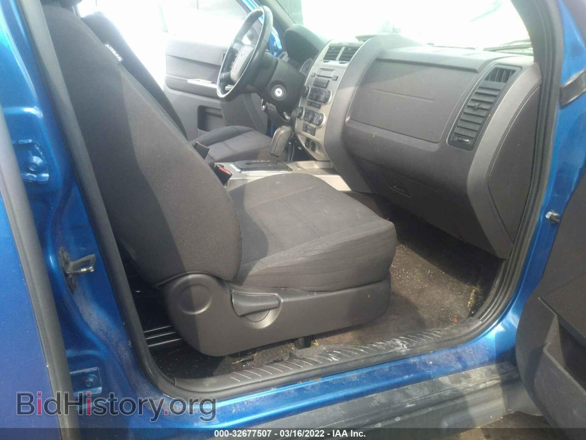 2011 FORD ESCAPE - VIN: 1FMCU0D70BKA26819 - Фото 5
