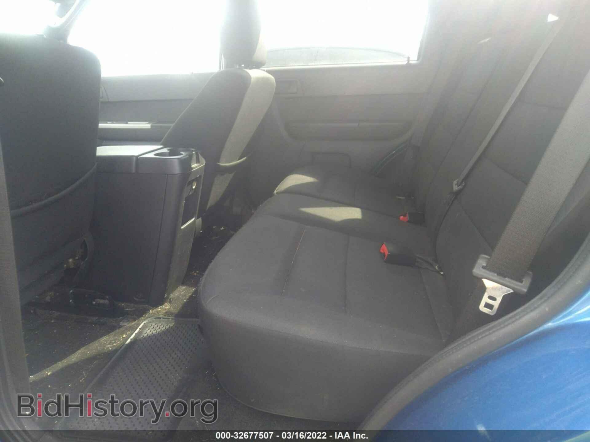 2011 FORD ESCAPE - VIN: 1FMCU0D70BKA26819 - Фото 8