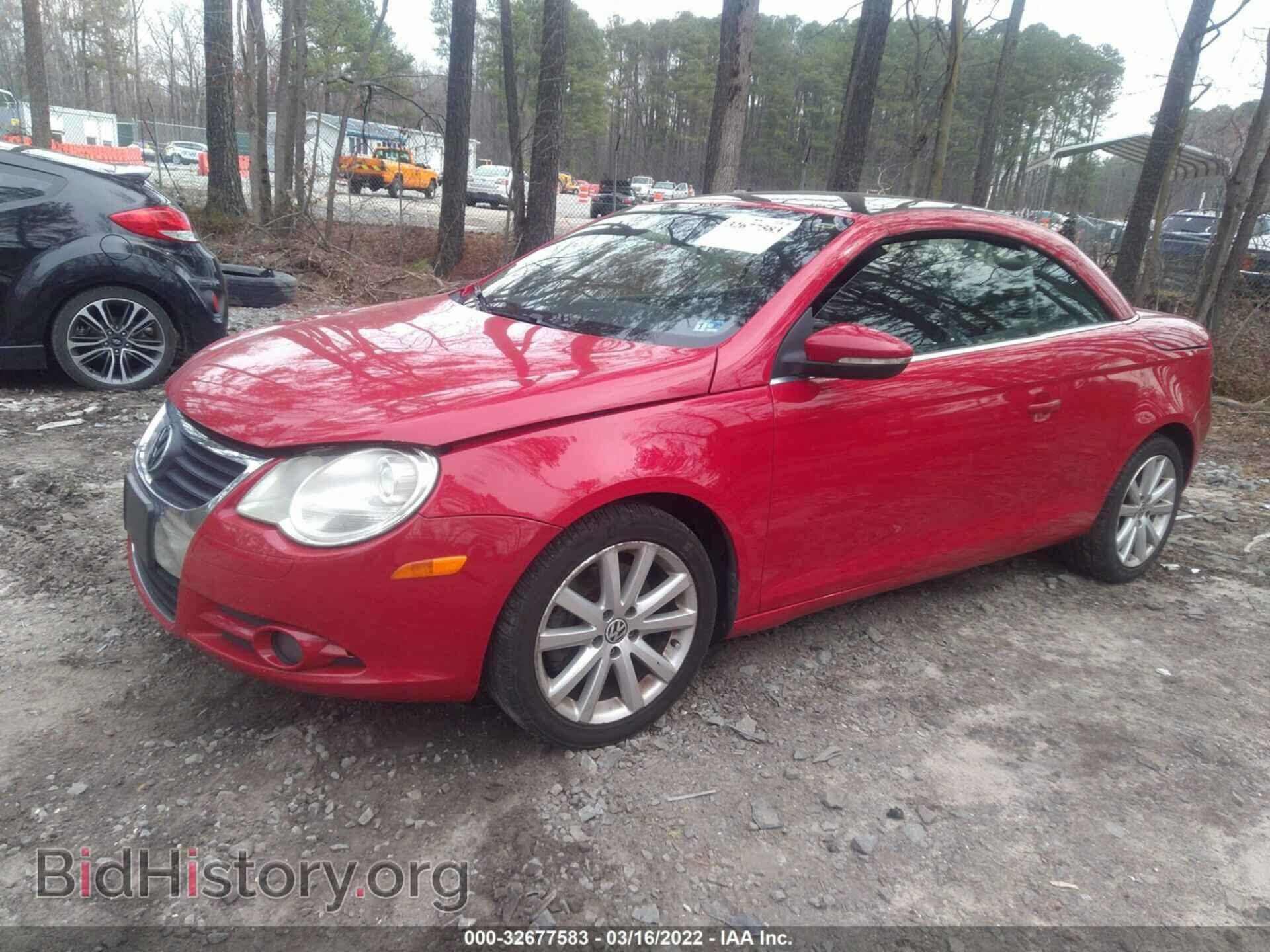 2009 VOLKSWAGEN EOS - VIN: WVWBA71F29V012698 - Фото 2