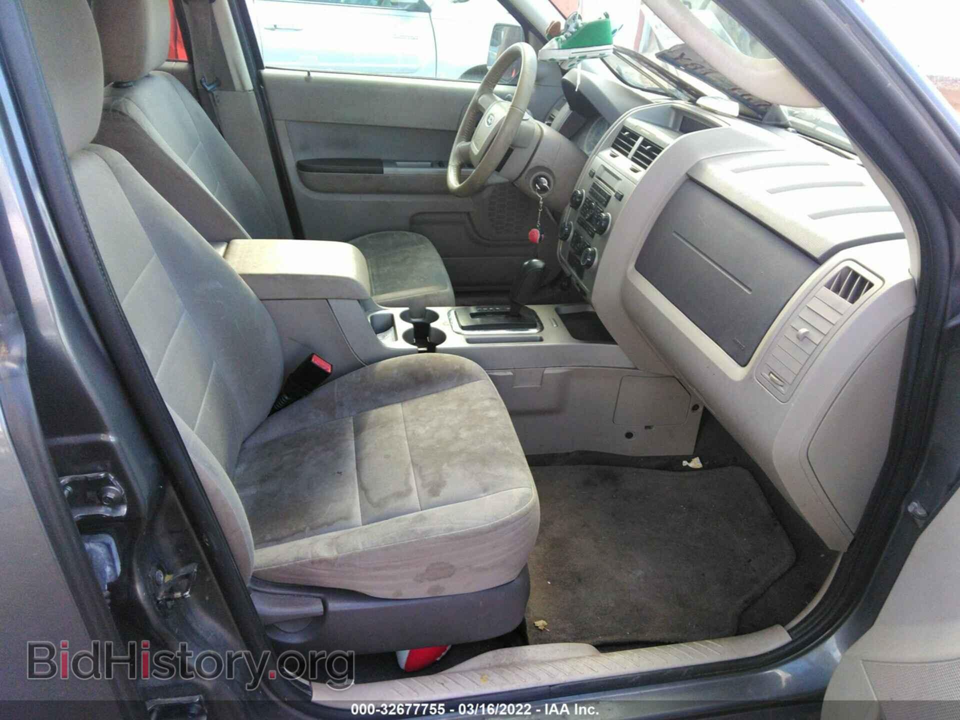 2011 FORD ESCAPE - VIN: 1FMCU0D75BKB58085 - Фото 4