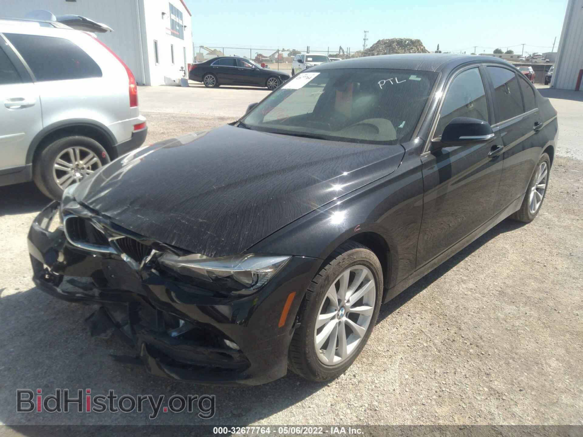 2017 BMW 3 SERIES - VIN: WBA8A9C34HK864802 - Фото 2