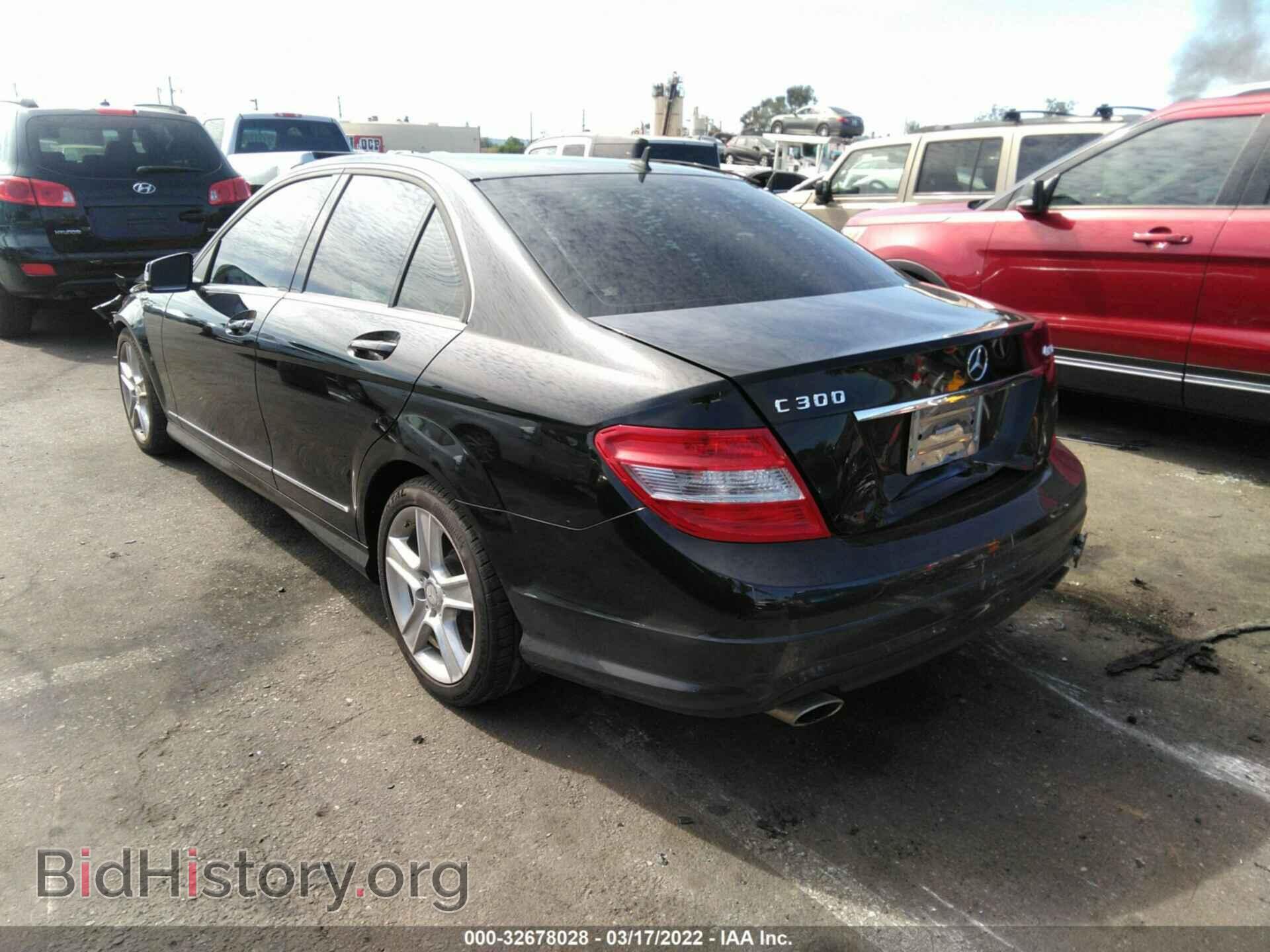 2011 MERCEDES-BENZ C-CLASS - VIN: WDDGF8BB7BR176154 - Фото 3