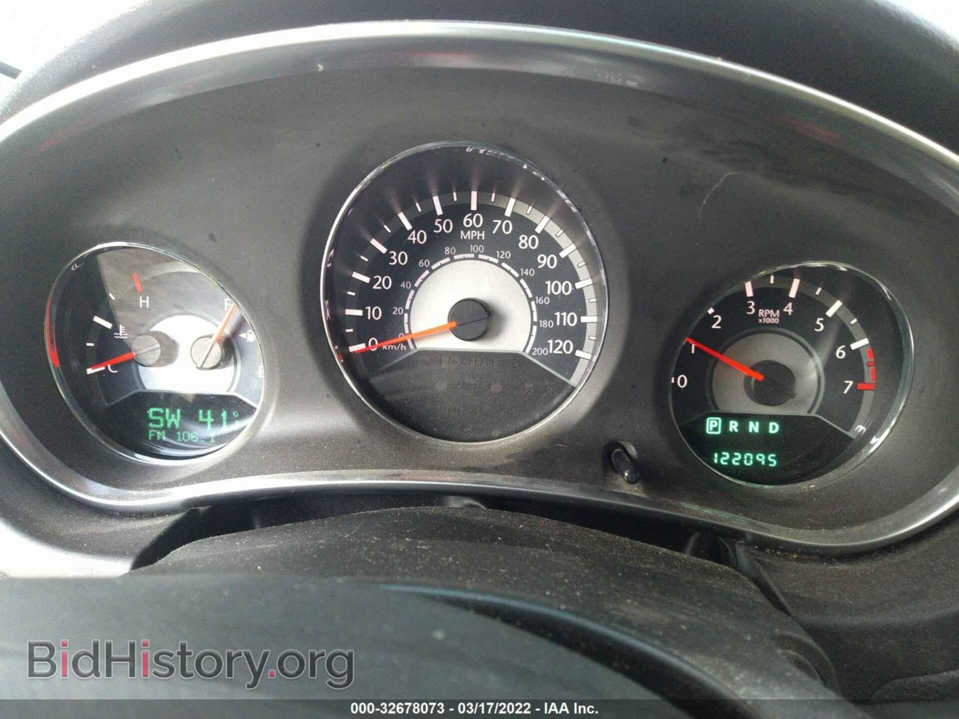 2011 CHRYSLER 200 - VIN: 1C3BC2FB3BN583064 - Фото 7