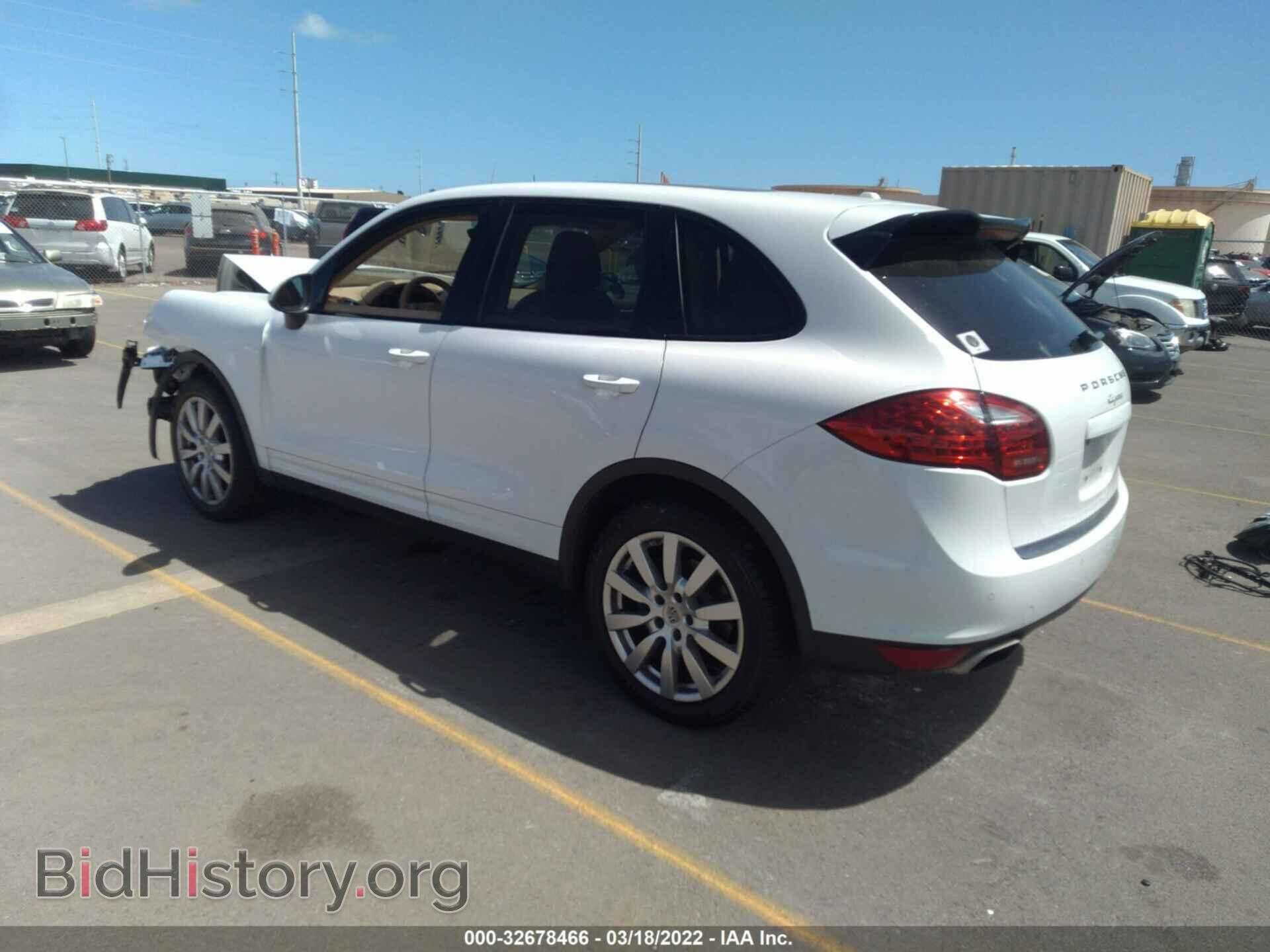 2013 PORSCHE CAYENNE - VIN: WP1AA2A27DLA11884 - Фото 3