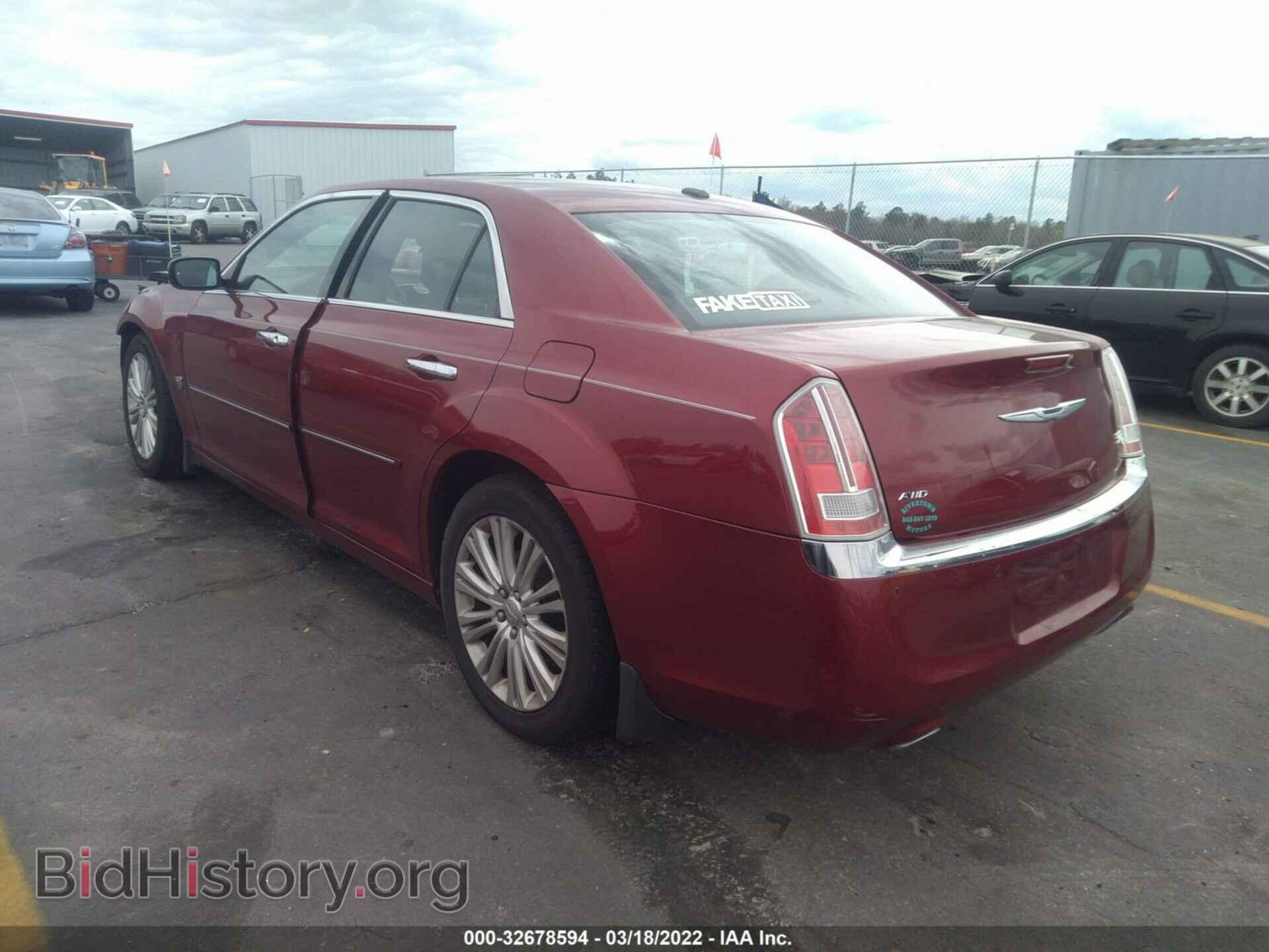 2012 CHRYSLER 300 - VIN: 2C3CCAKT8CH238328 - Фото 3