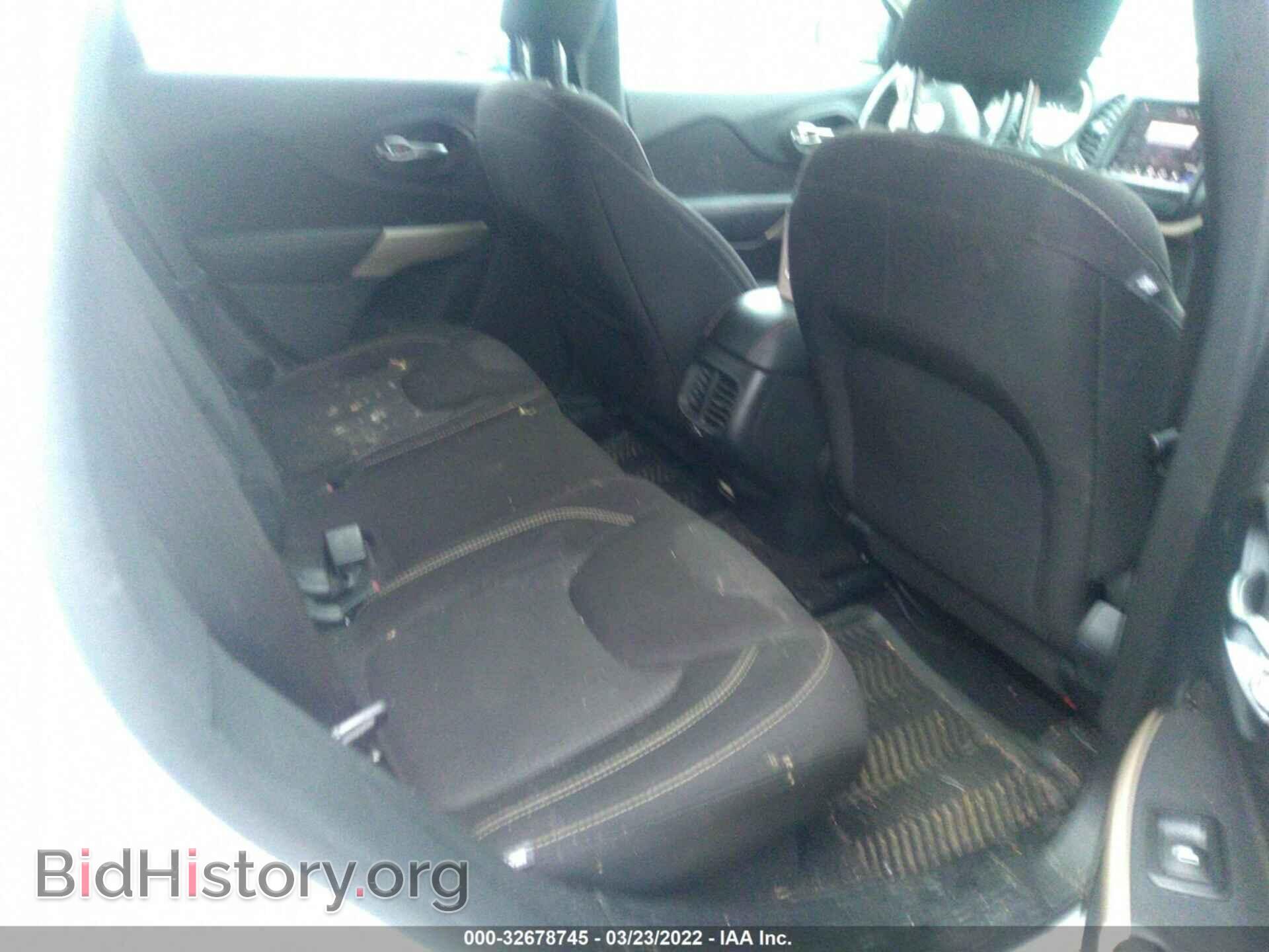 2017 JEEP CHEROKEE - VIN: 1C4PJLCB1HW626658 - Фото 8