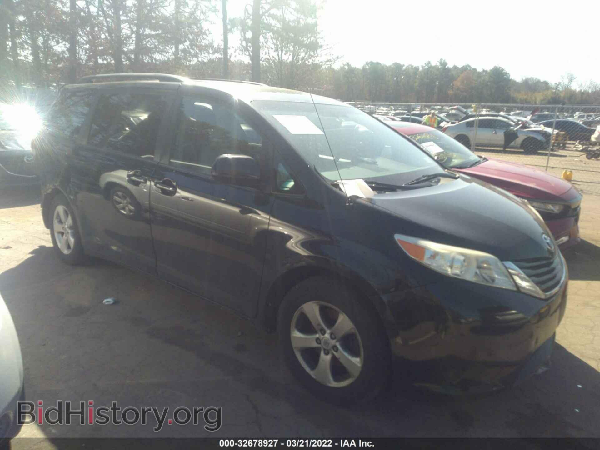 Photo 5TDKK3DC9ES449822 - TOYOTA SIENNA 2014