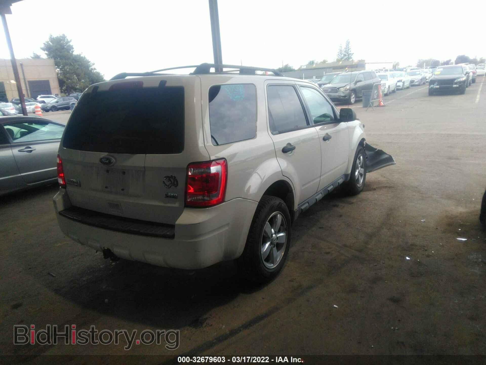 2010 FORD ESCAPE - VIN: 1FMCU9DG5AKD20249 - Photo 4