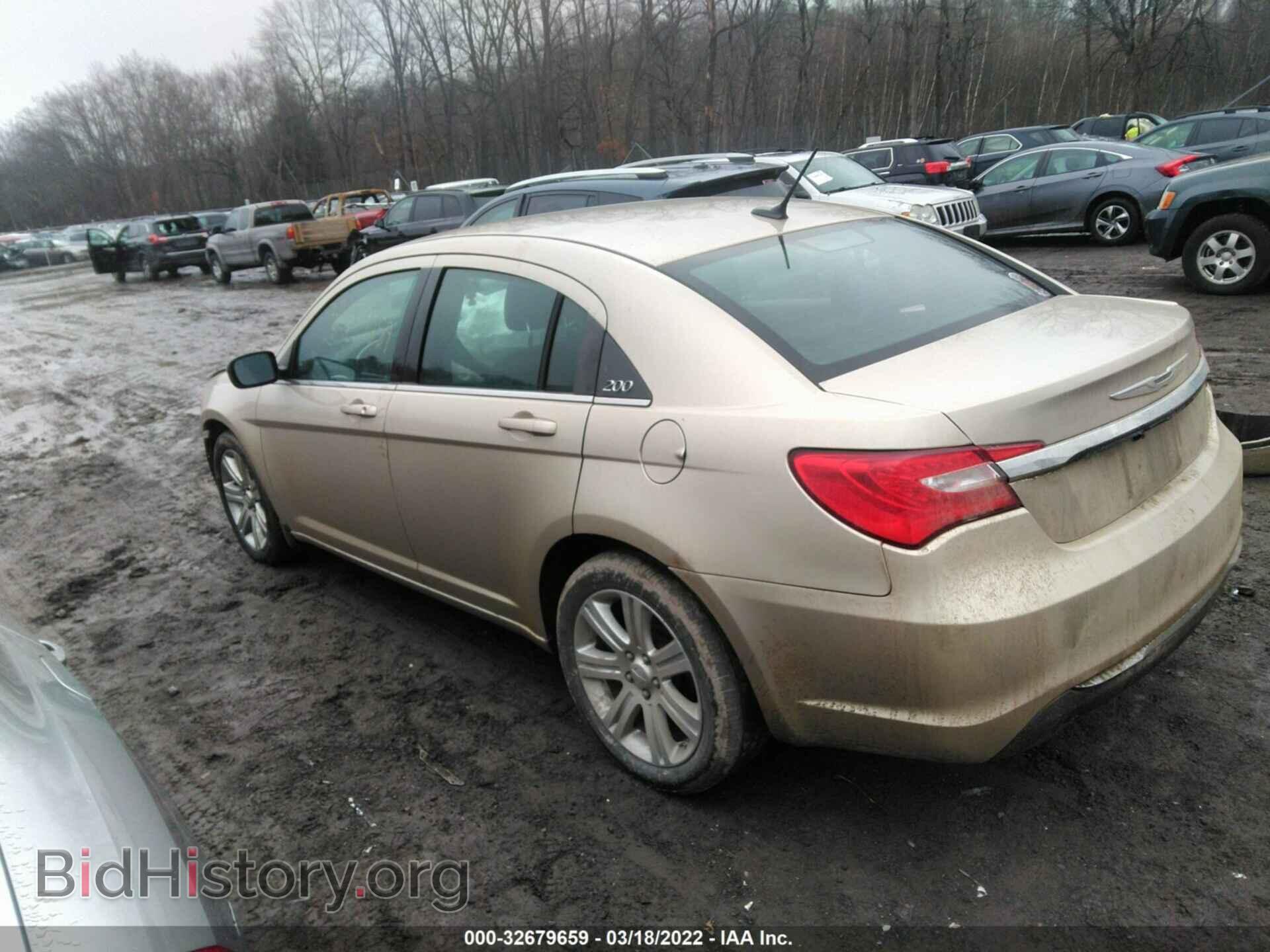 2013 CHRYSLER 200 - VIN: 1C3CCBAB3DN761411 - Фото 3
