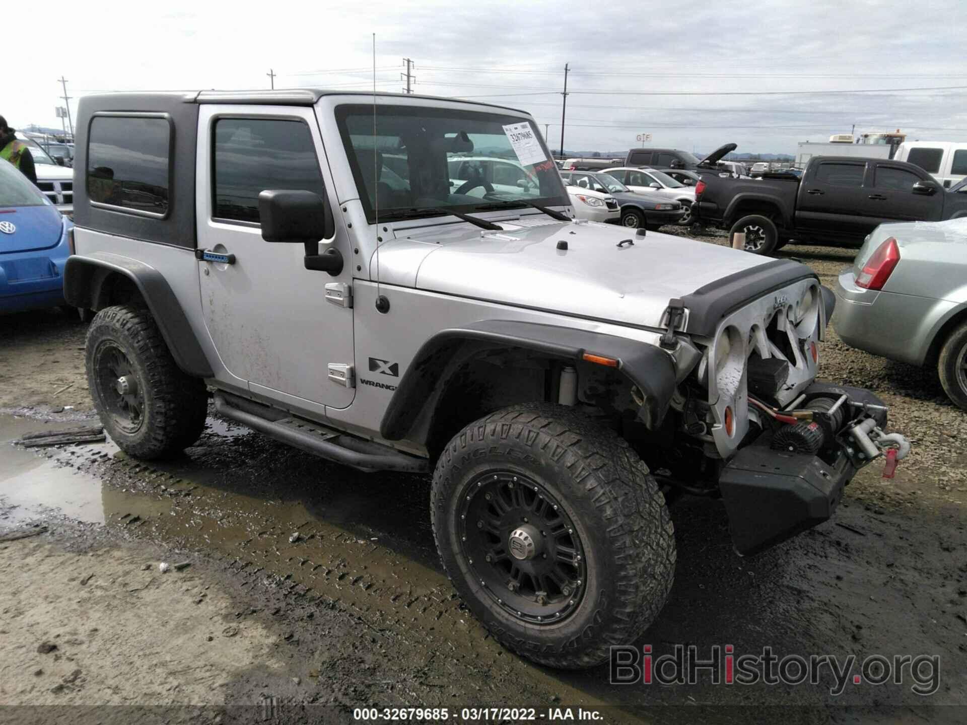 Photo 1J4FA24158L641784 - JEEP WRANGLER 2008