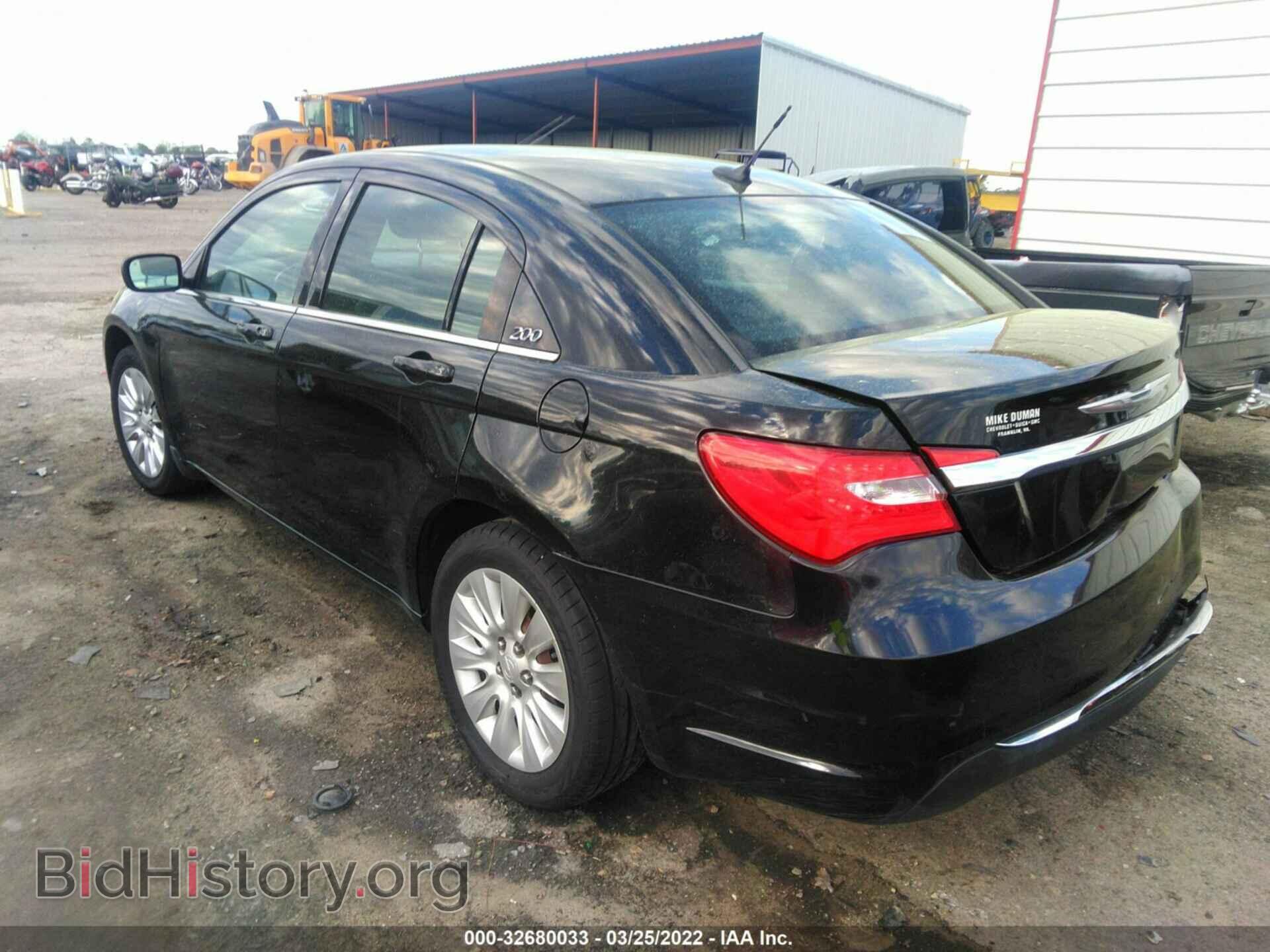 2011 CHRYSLER 200 - VIN: 1C3BC4FB5BN542656 - Фото 3