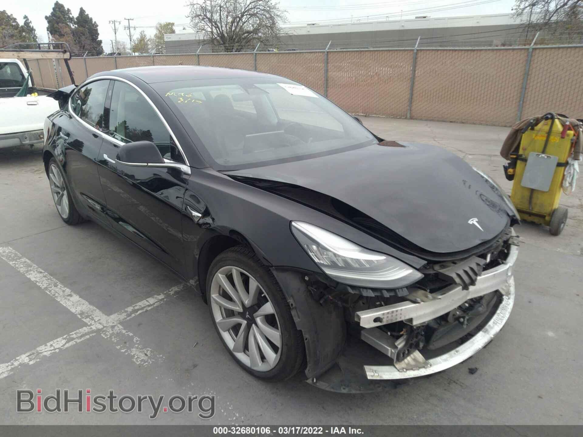 Фотография 5YJ3E1EA1JF010724 - TESLA MODEL 3 2018