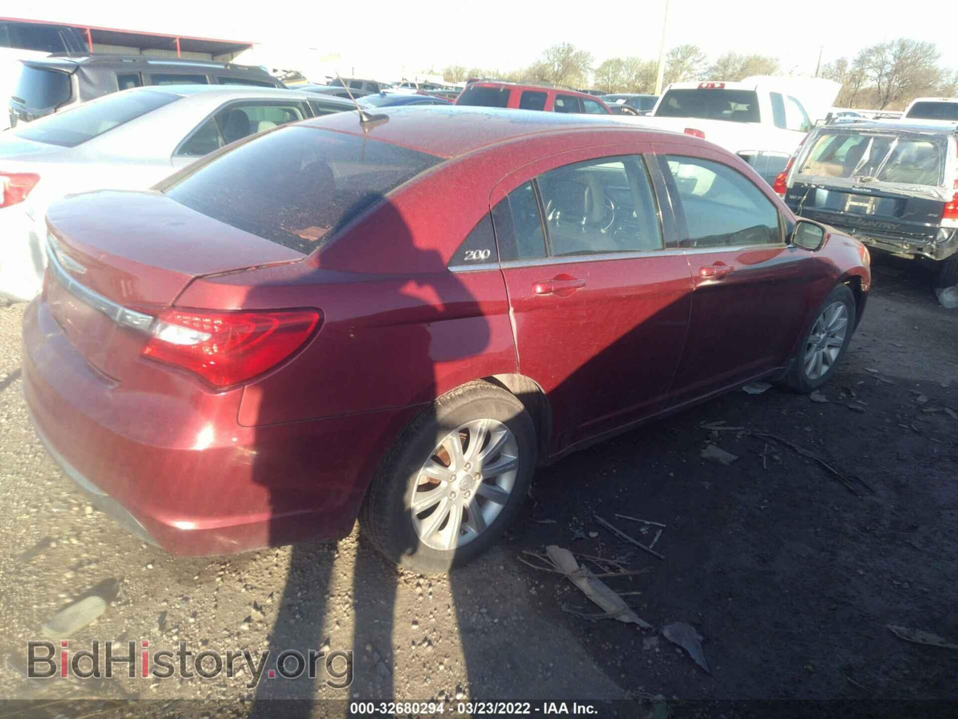 2013 CHRYSLER 200 - VIN: 1C3CCBBB2DN525461 - Фото 4