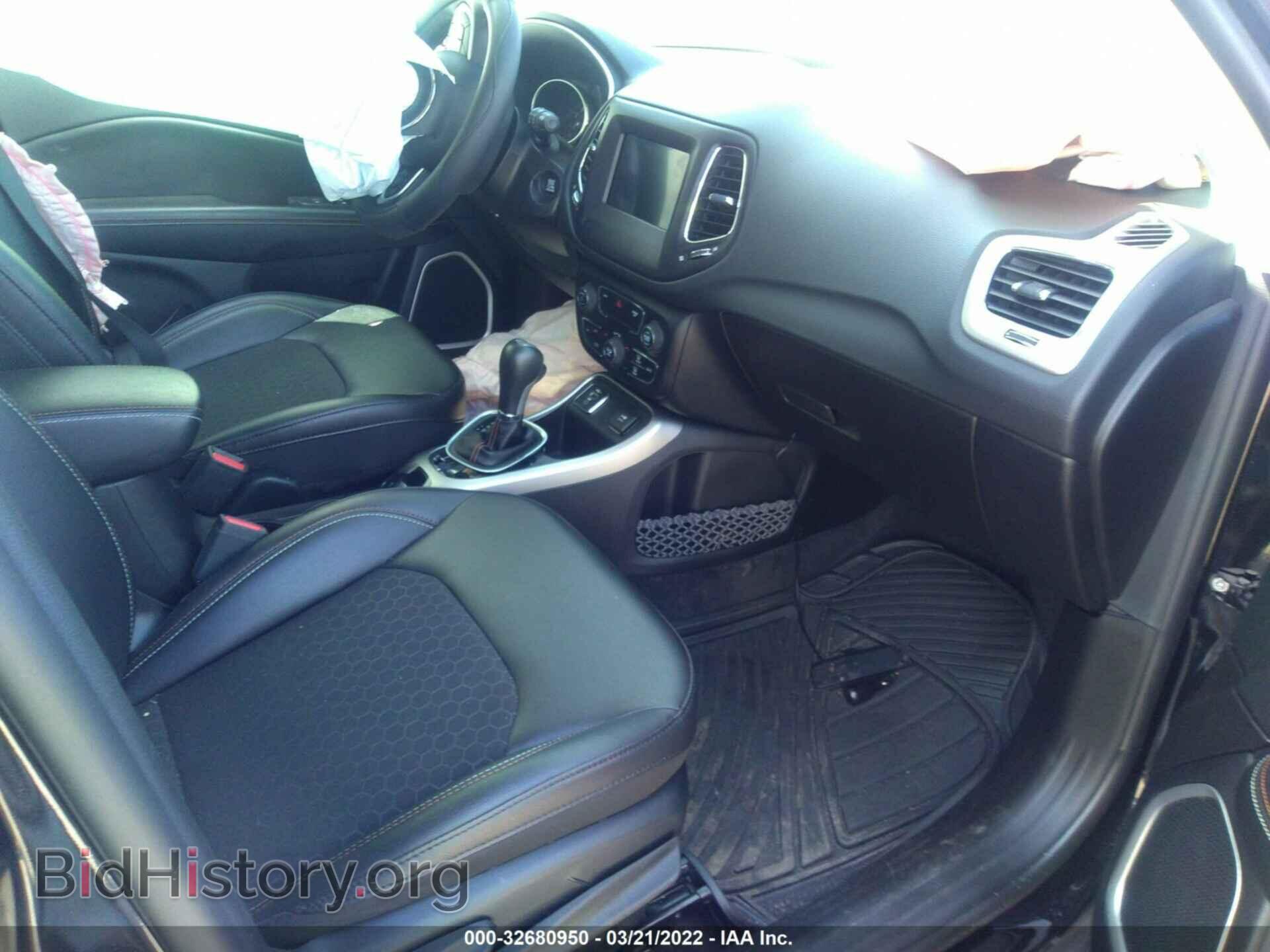 2019 JEEP COMPASS - VIN: 3C4NJCBBXKT655159 - Фото 5
