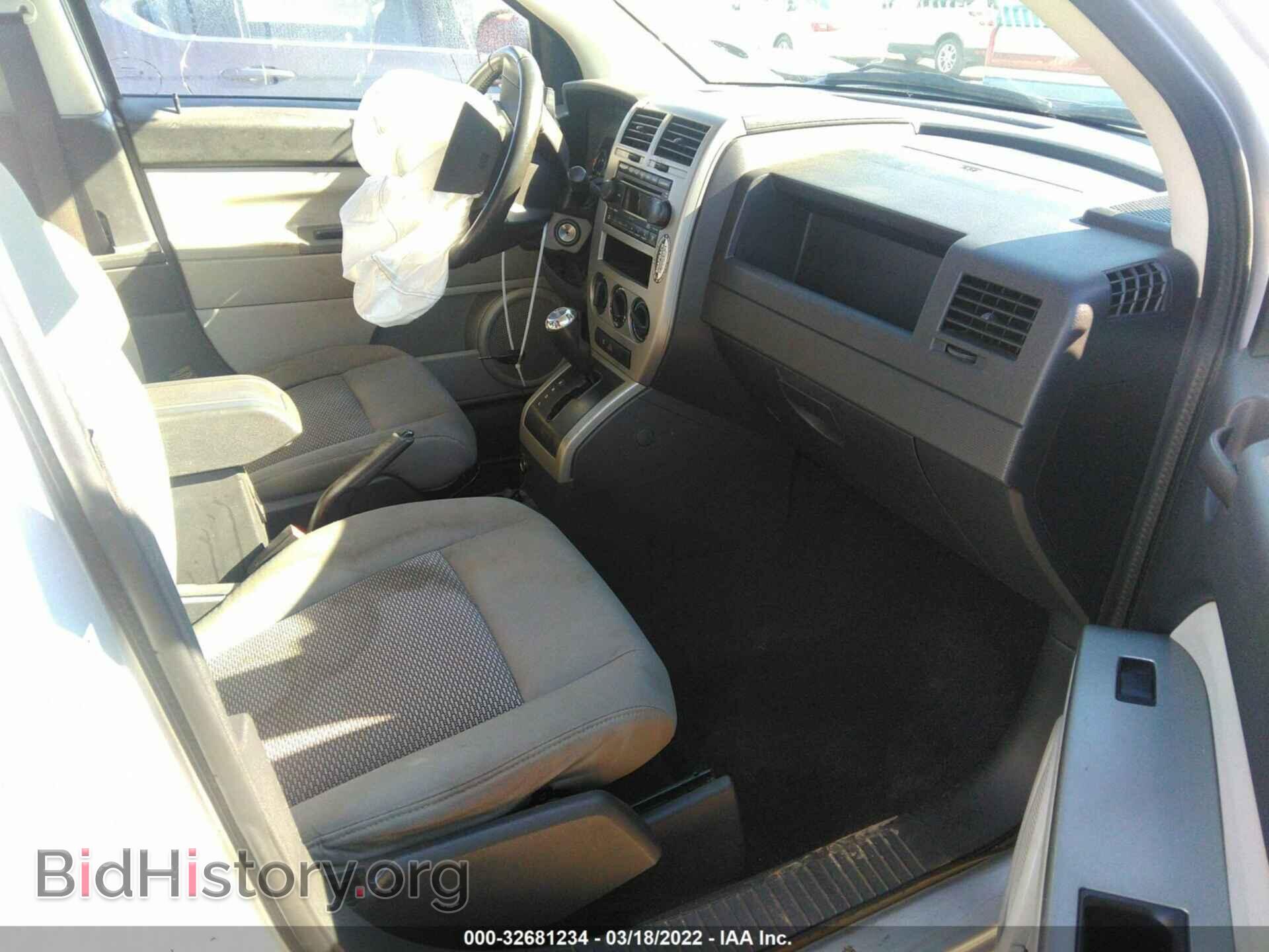2007 JEEP COMPASS - VIN: 1J8FF47W17D583412 - Фото 5