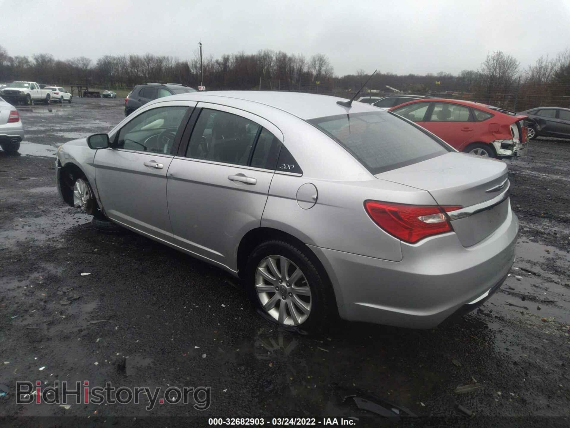2011 CHRYSLER 200 - VIN: 1C3BC1FG7BN511404 - Photo 3