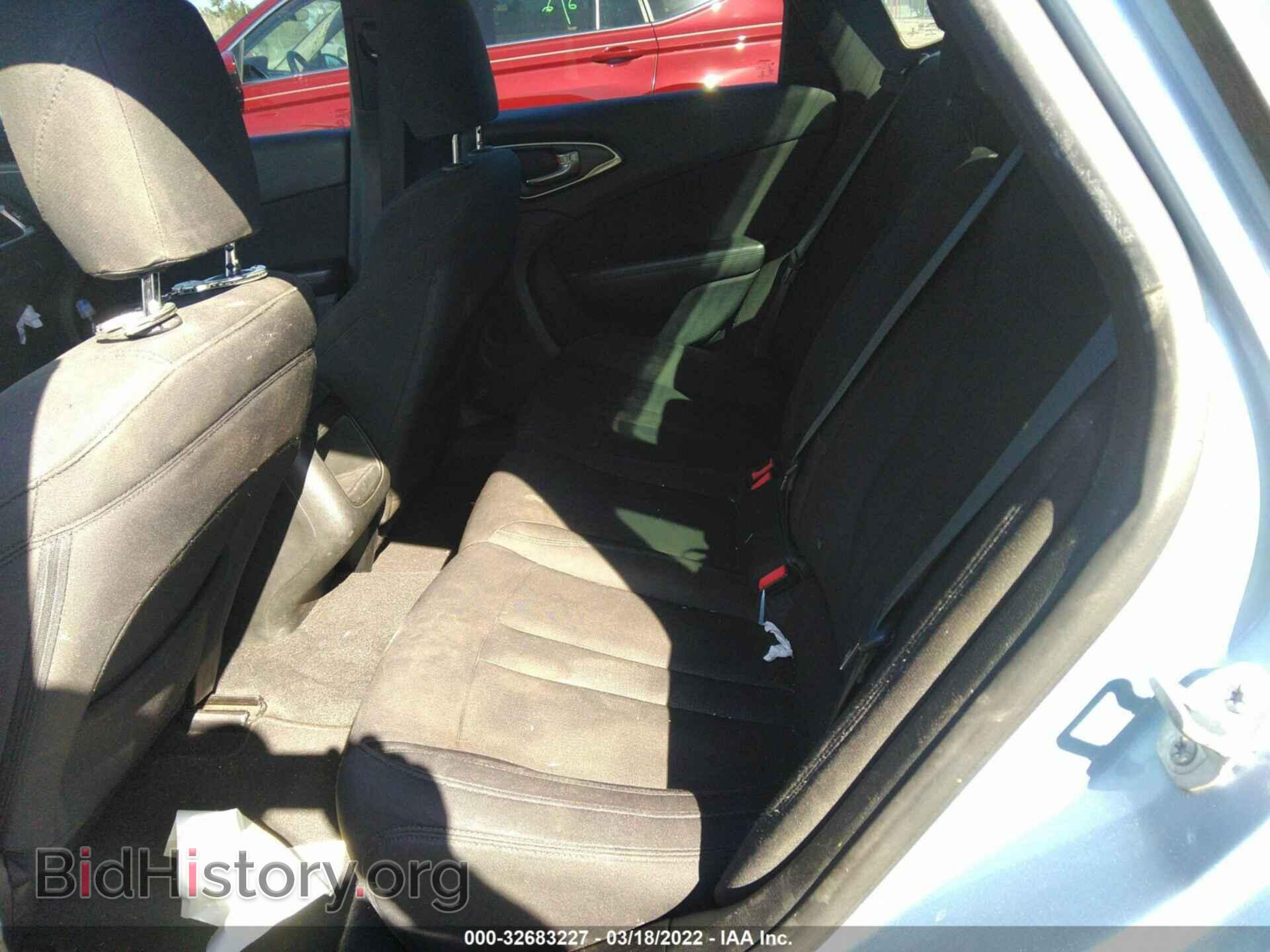 2015 CHRYSLER 200 - VIN: 1C3CCCAB1FN666130 - Фото 8