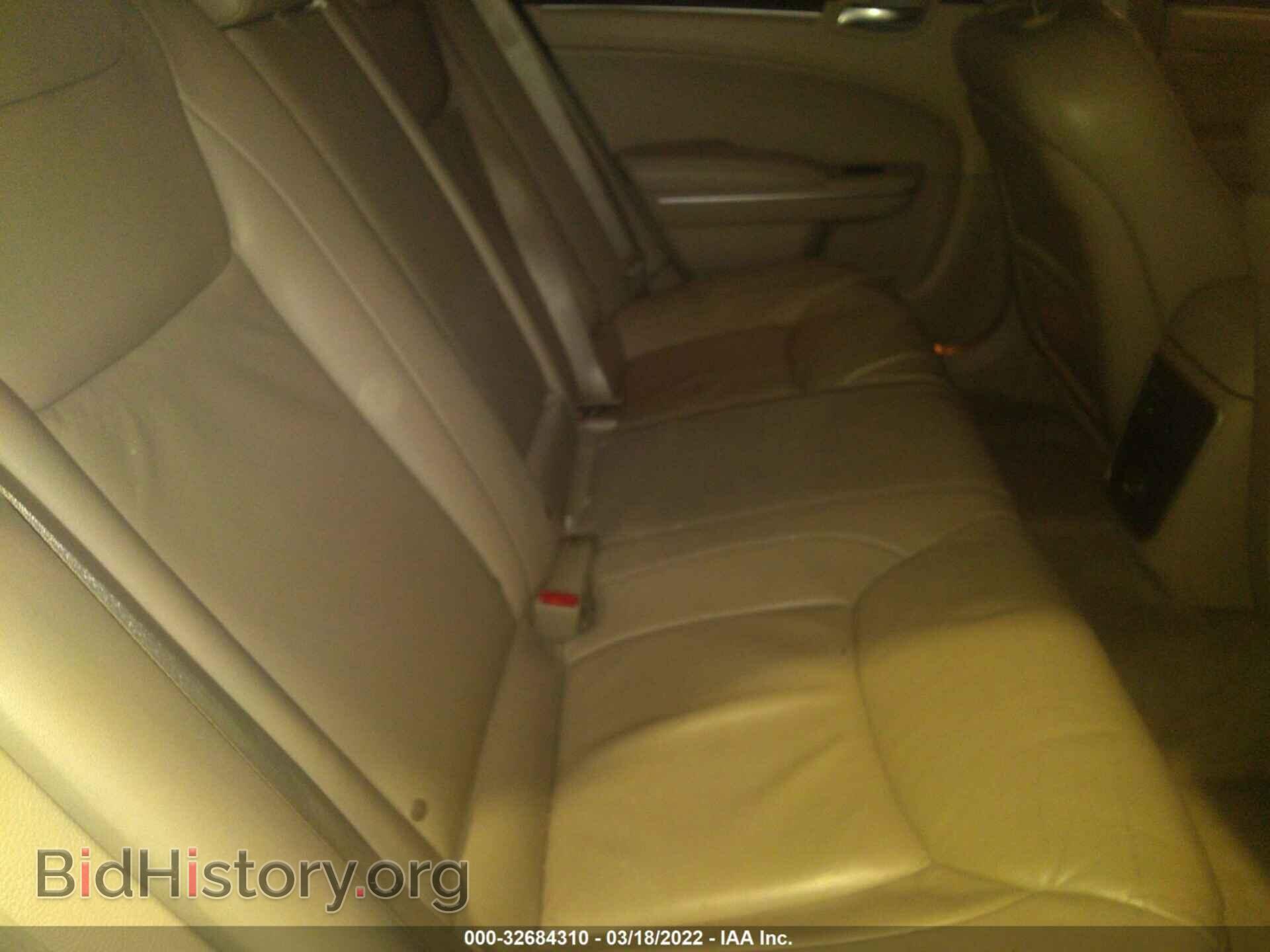 2013 CHRYSLER 300 - VIN: 2C3CCAAG7DH577684 - Фото 8