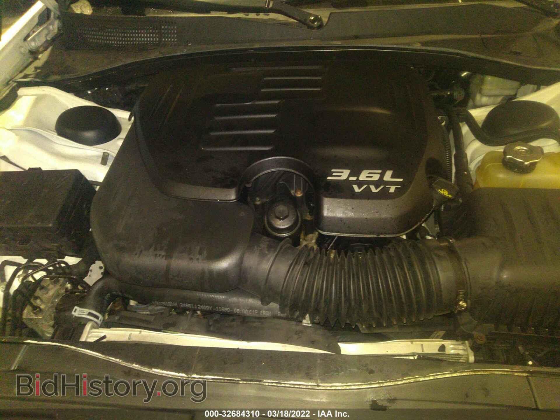 2013 CHRYSLER 300 - VIN: 2C3CCAAG7DH577684 - Фото 10