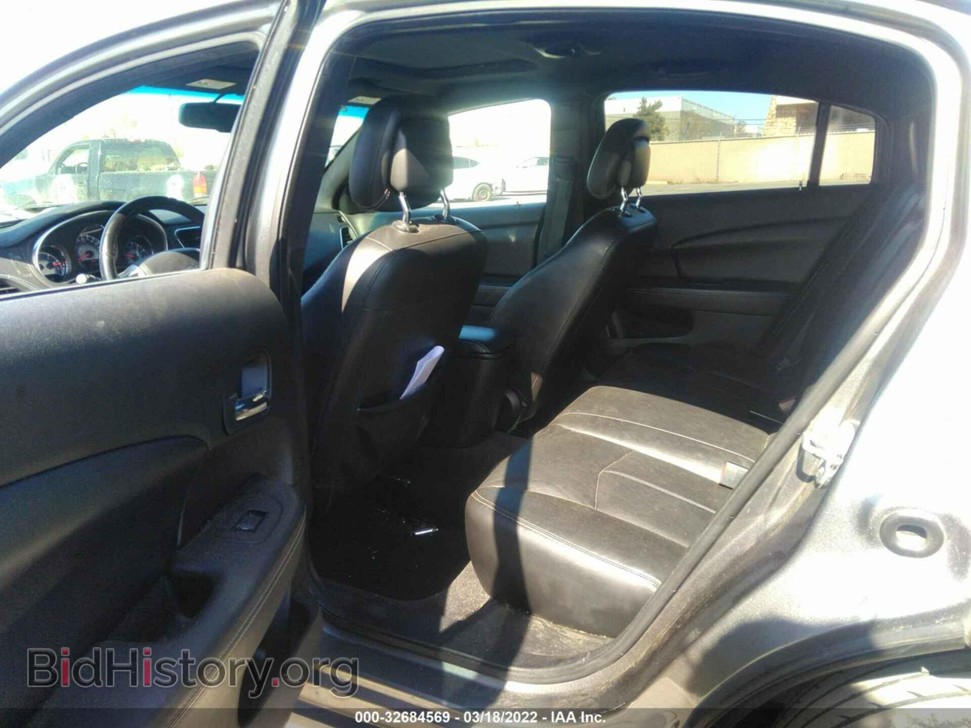 2011 CHRYSLER 200 - VIN: 1C3BC2FB2BN611503 - Фото 8