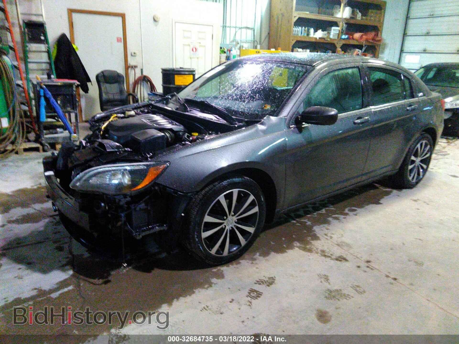2014 CHRYSLER 200 - VIN: 1C3CCBBG1EN187161 - Фото 2