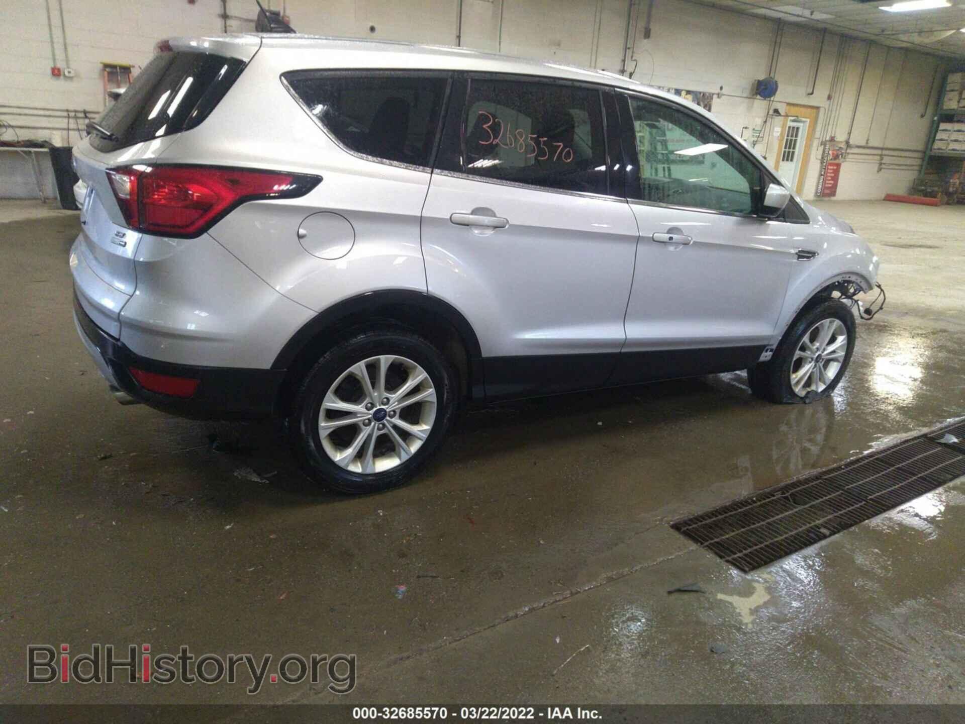 2019 FORD ESCAPE - VIN: 1FMCU9GD8KUB90944 - Фото 4