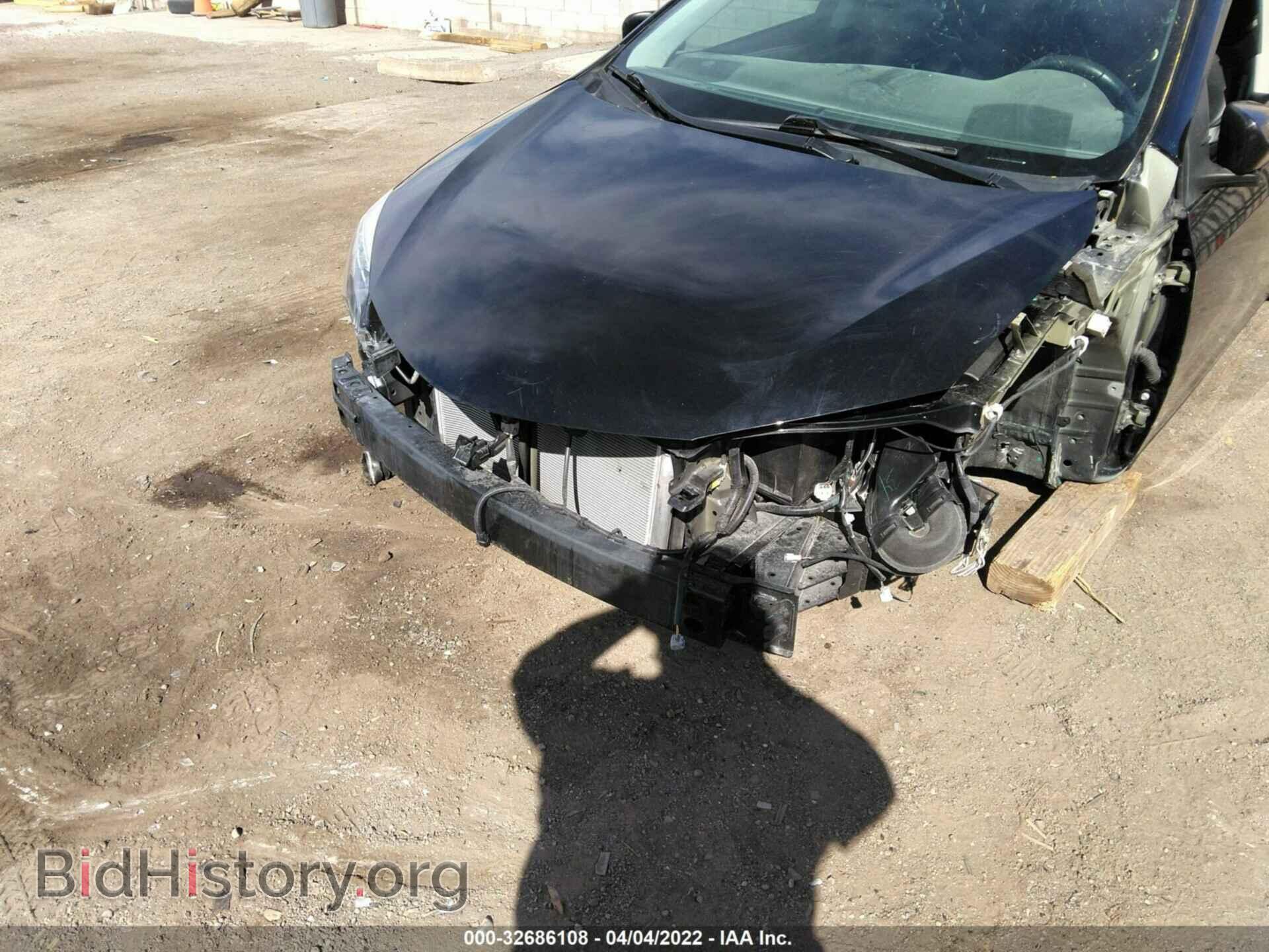 2019 TOYOTA COROLLA - VIN: 2T1BURHE7KC190566 - Фото 6