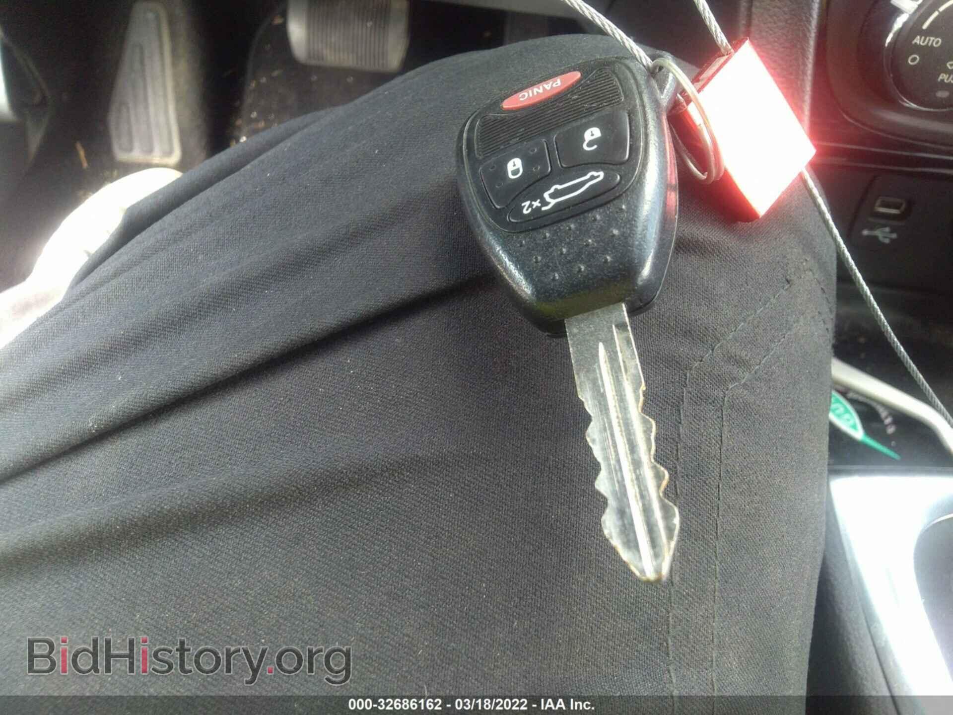 2014 CHRYSLER 200 - VIN: 1C3CCBBB0EN192517 - Фото 11