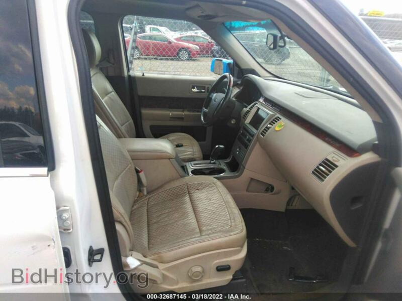 2011 Ford FLEX (VIN 2FMHK6DC0BBD11168) — photo 5 of 11