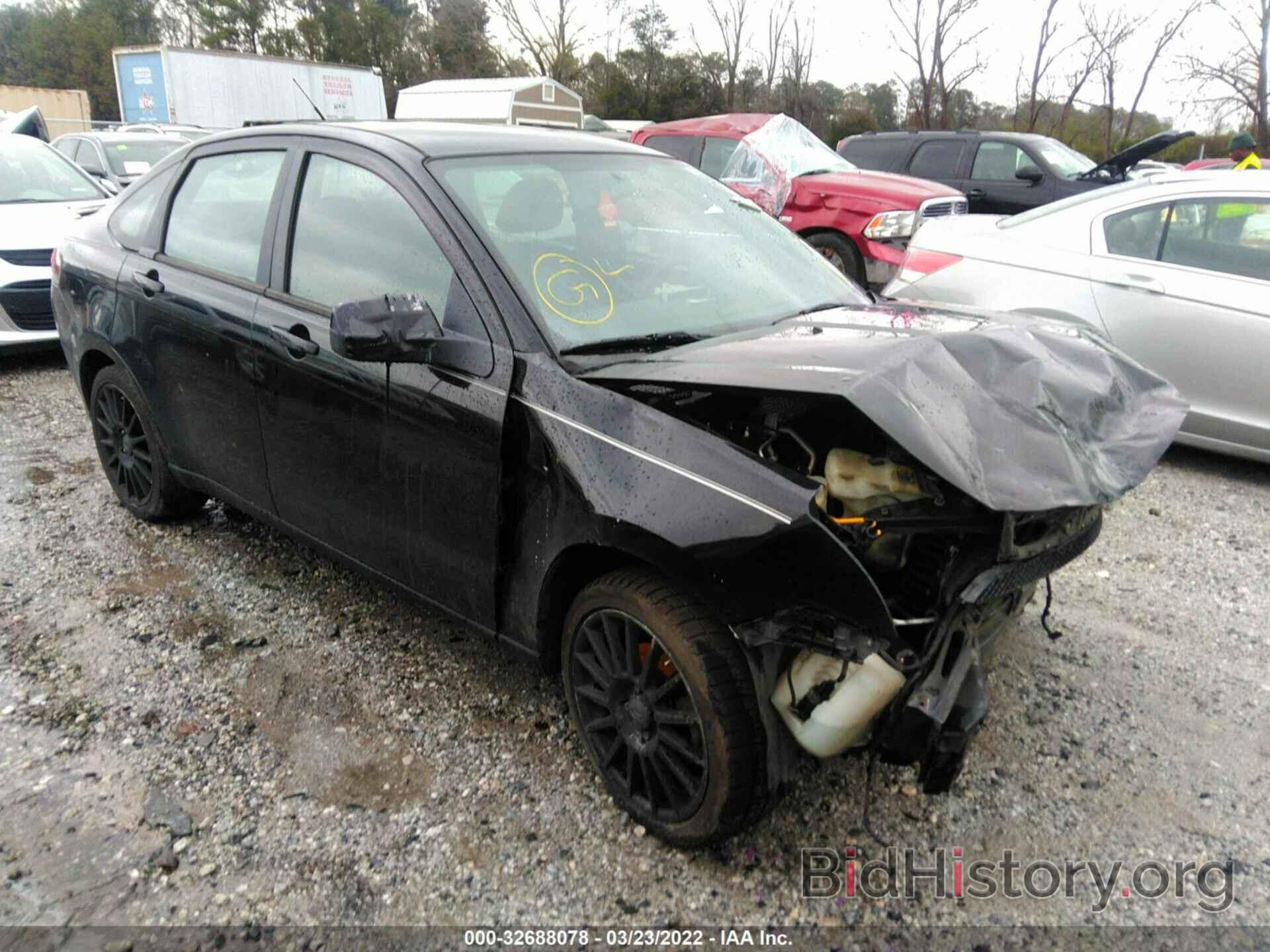 Photo 1FAHP3GN6AW184737 - FORD FOCUS 2010