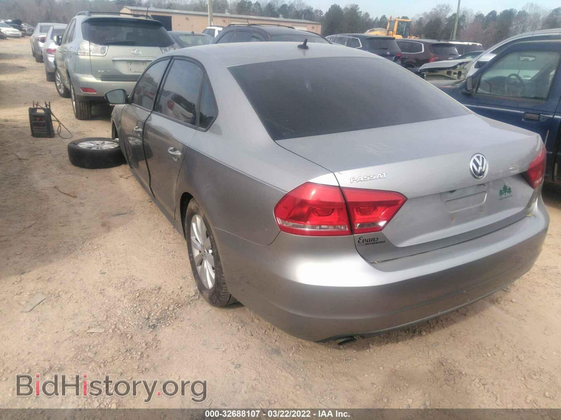 2012 VOLKSWAGEN PASSAT - VIN: 1VWAP7A33CC077320 - Фото 3