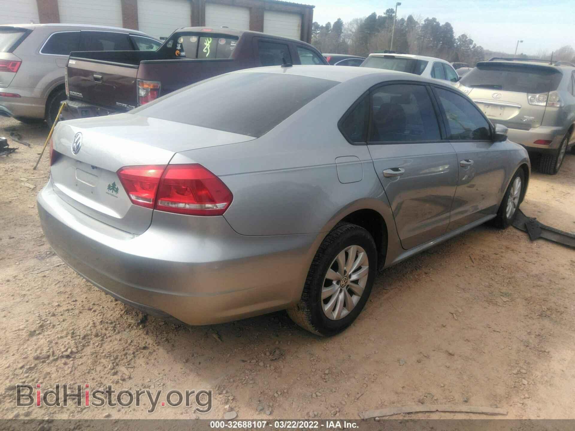 2012 VOLKSWAGEN PASSAT - VIN: 1VWAP7A33CC077320 - Фото 4