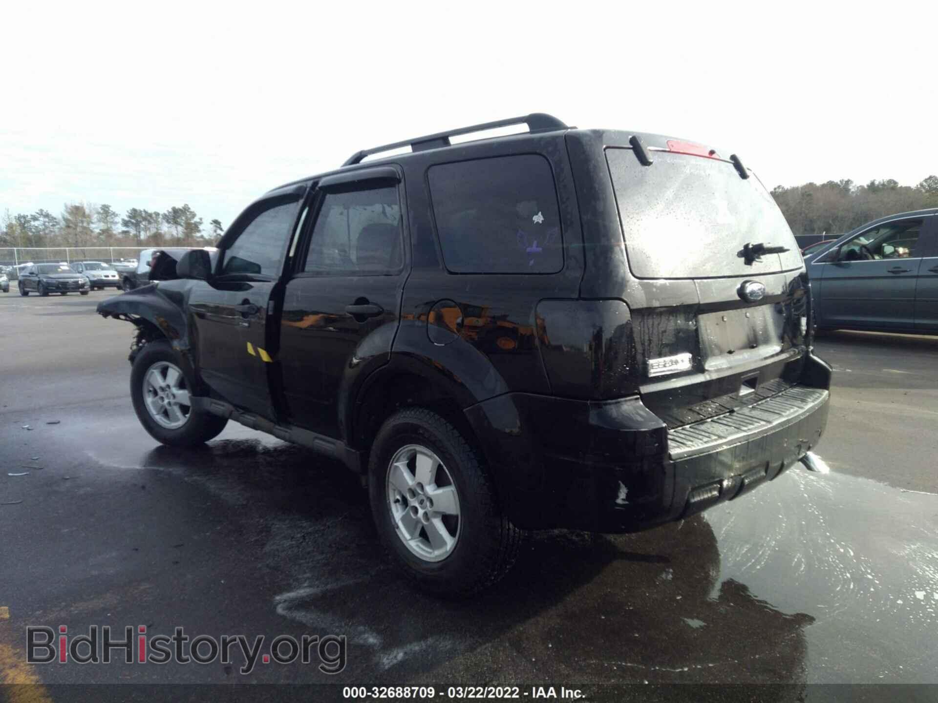 2010 FORD ESCAPE - VIN: 1FMCU0D77AKC81790 - Photo 3