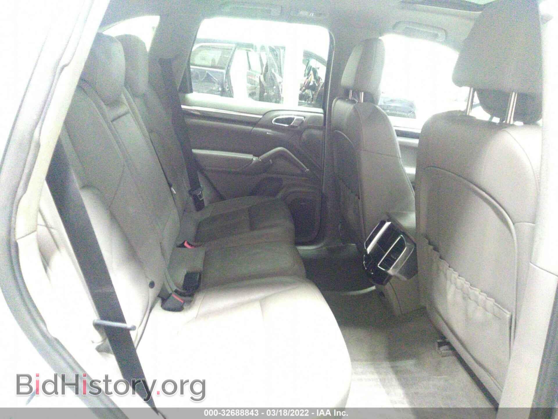 2012 PORSCHE CAYENNE - VIN: WP1AB2A27CLA43844 - Фото 8
