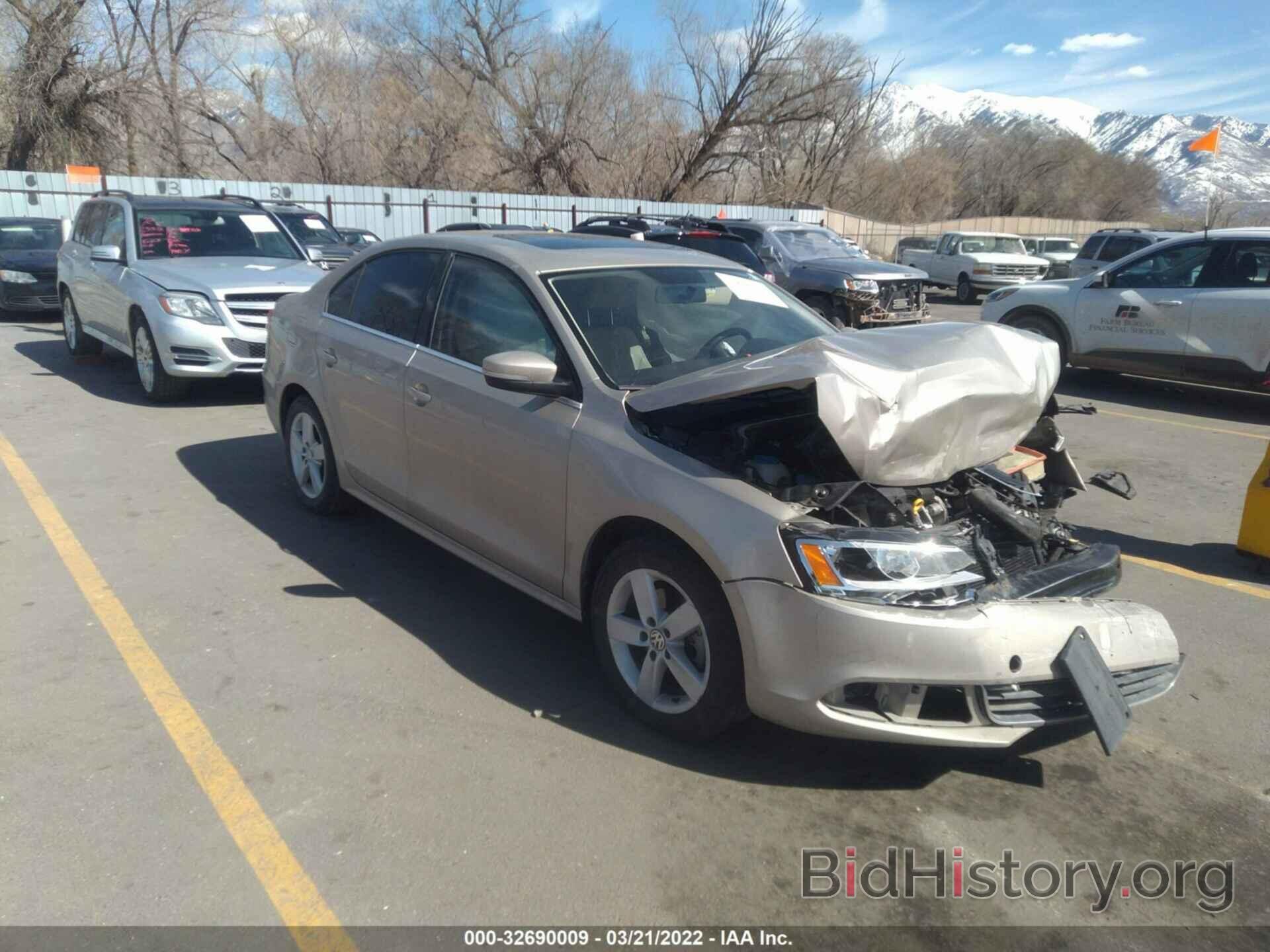 Photo 3VWLL7AJ7EM219138 - VOLKSWAGEN JETTA SEDAN 2014